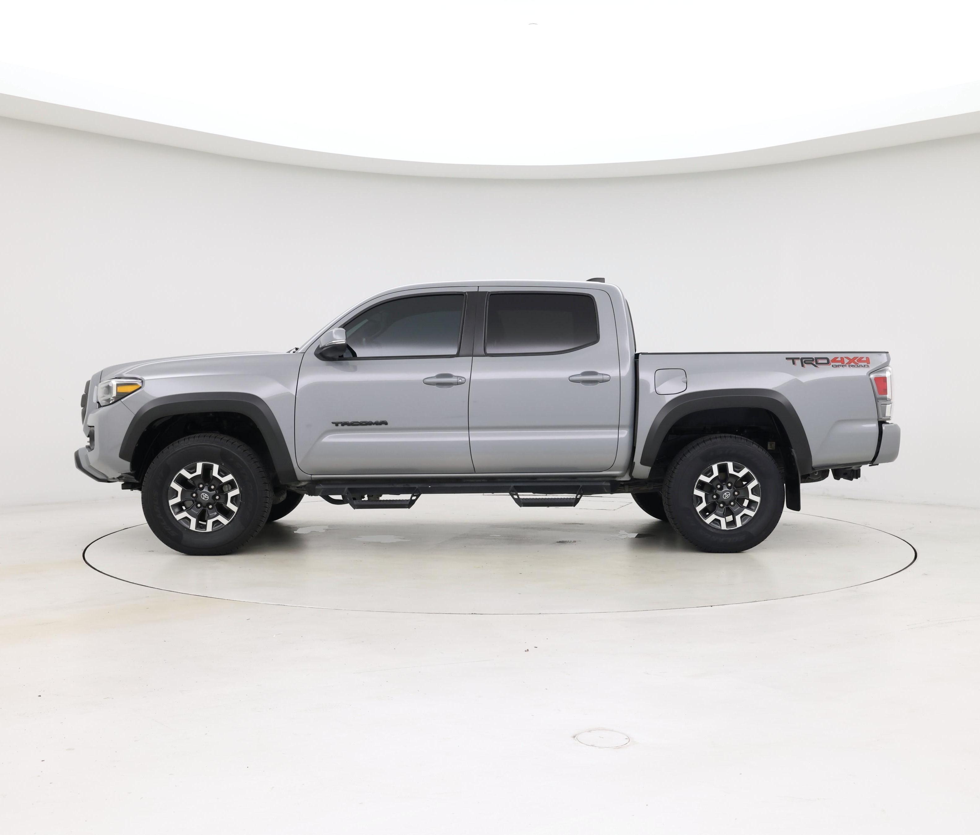 Thumbnail: 2021 Toyota Tacoma - 3