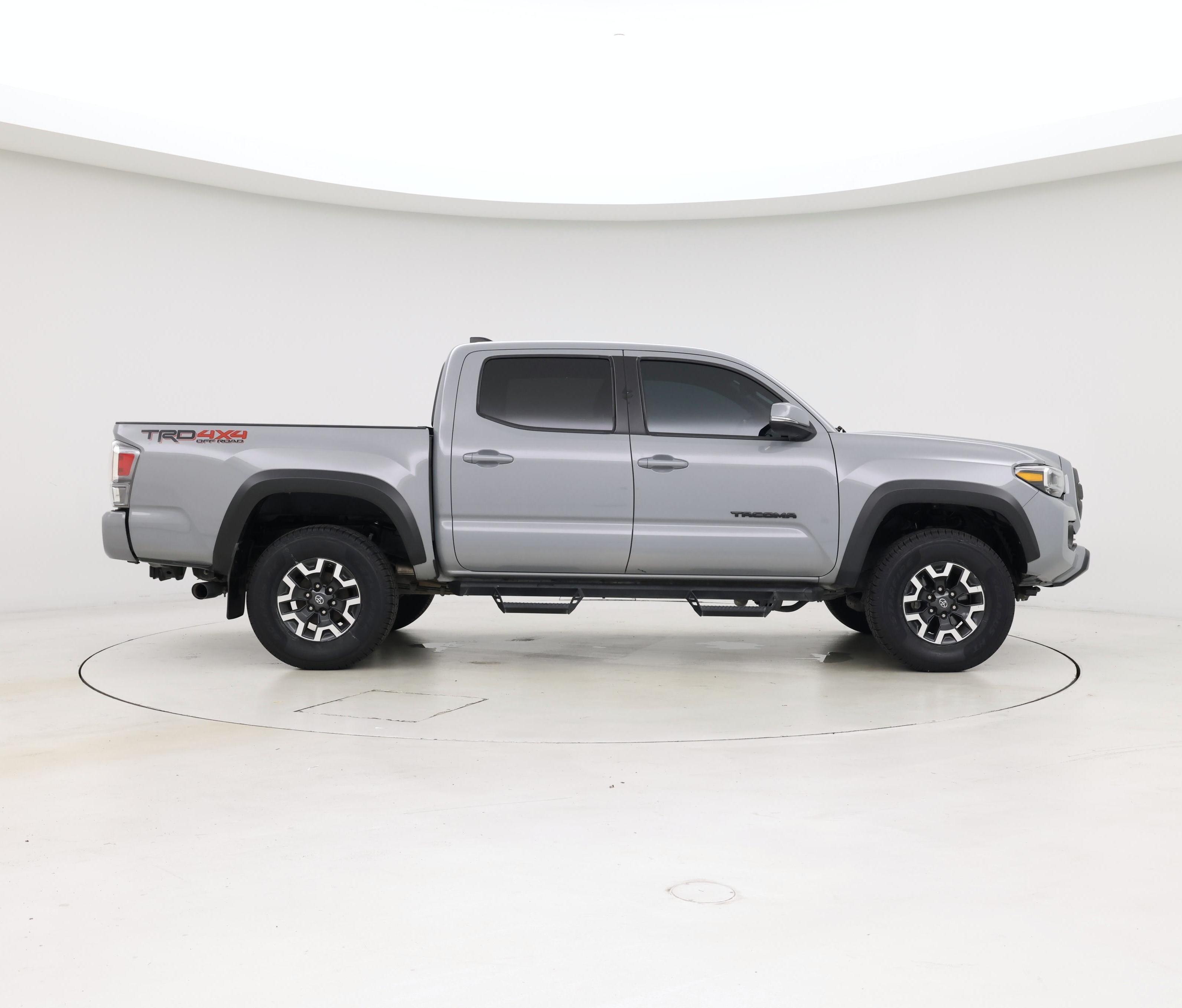 Thumbnail: 2021 Toyota Tacoma - 7