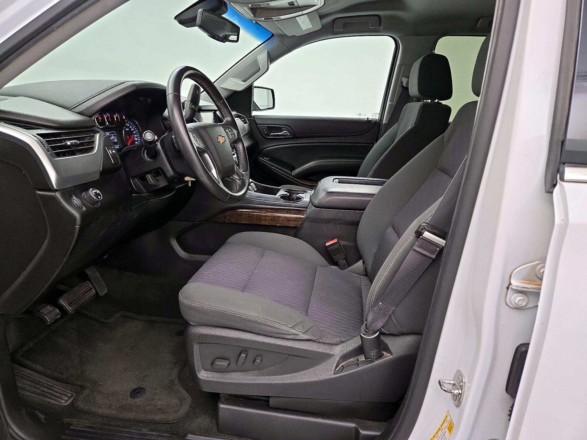 Thumbnail: 2016 Chevrolet Tahoe - 11
