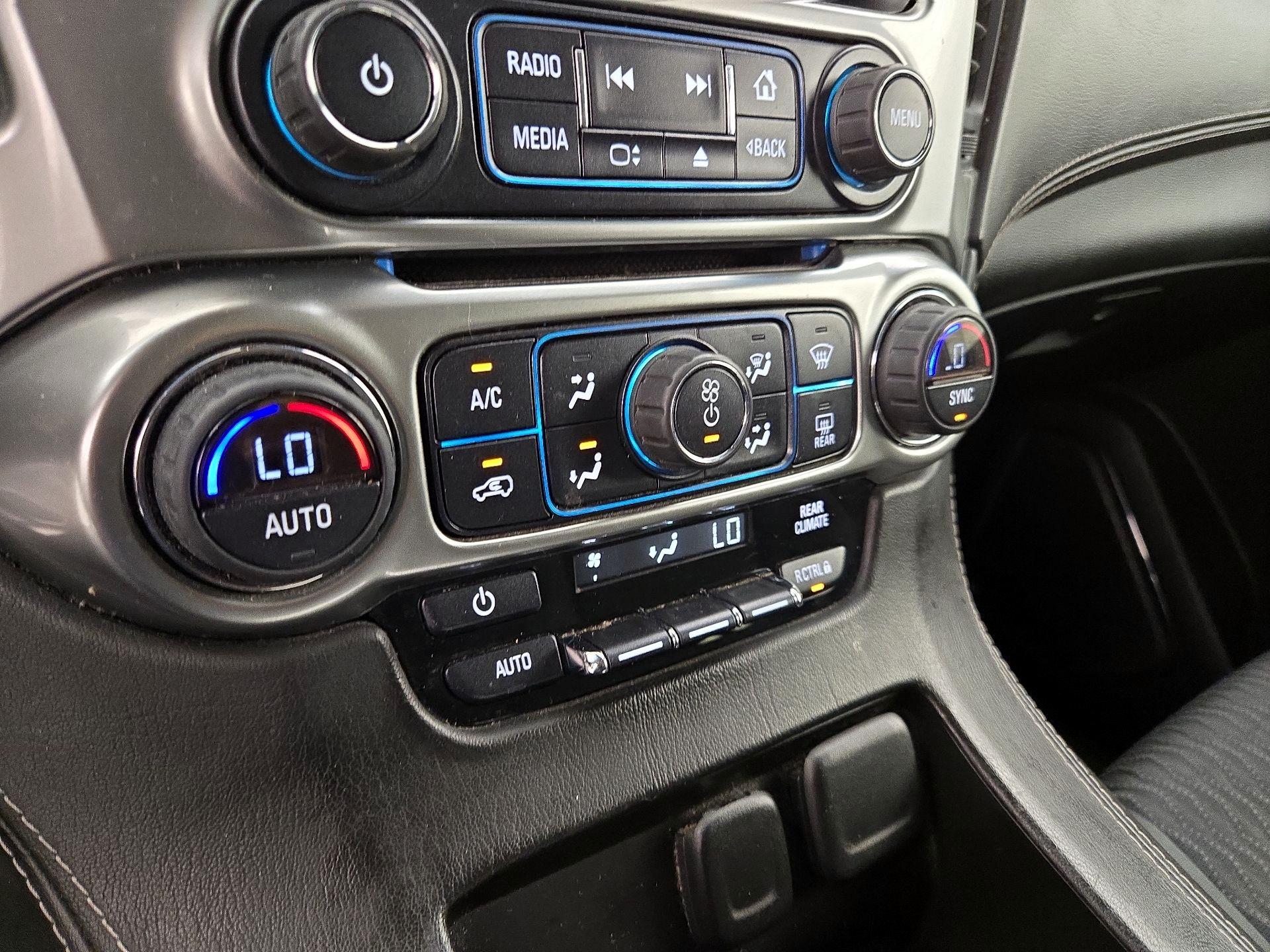 Thumbnail: 2016 Chevrolet Tahoe - 16