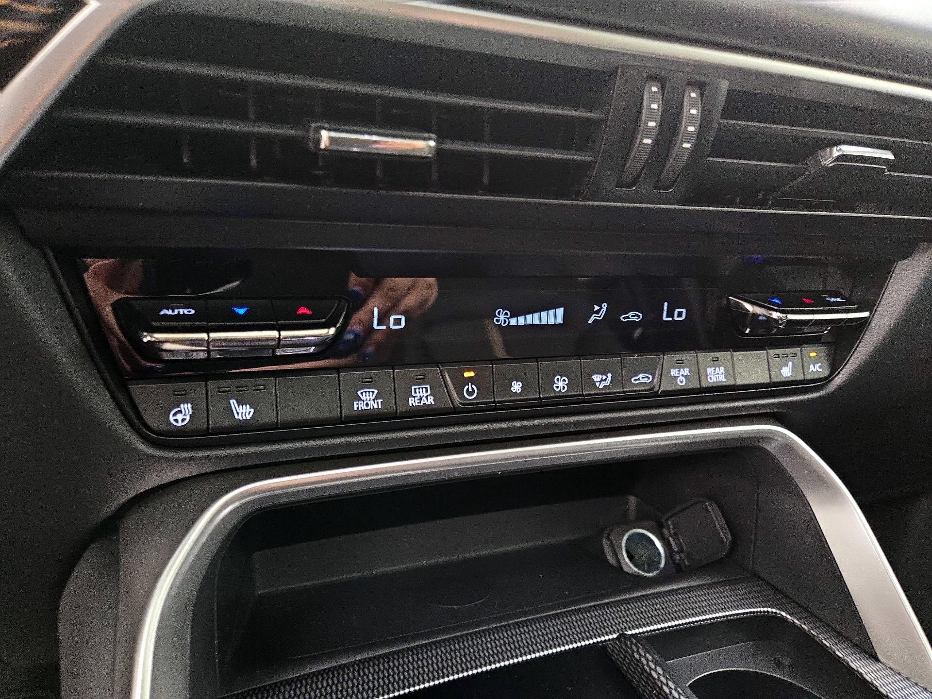Thumbnail: 2024 Mazda CX-90 - 17