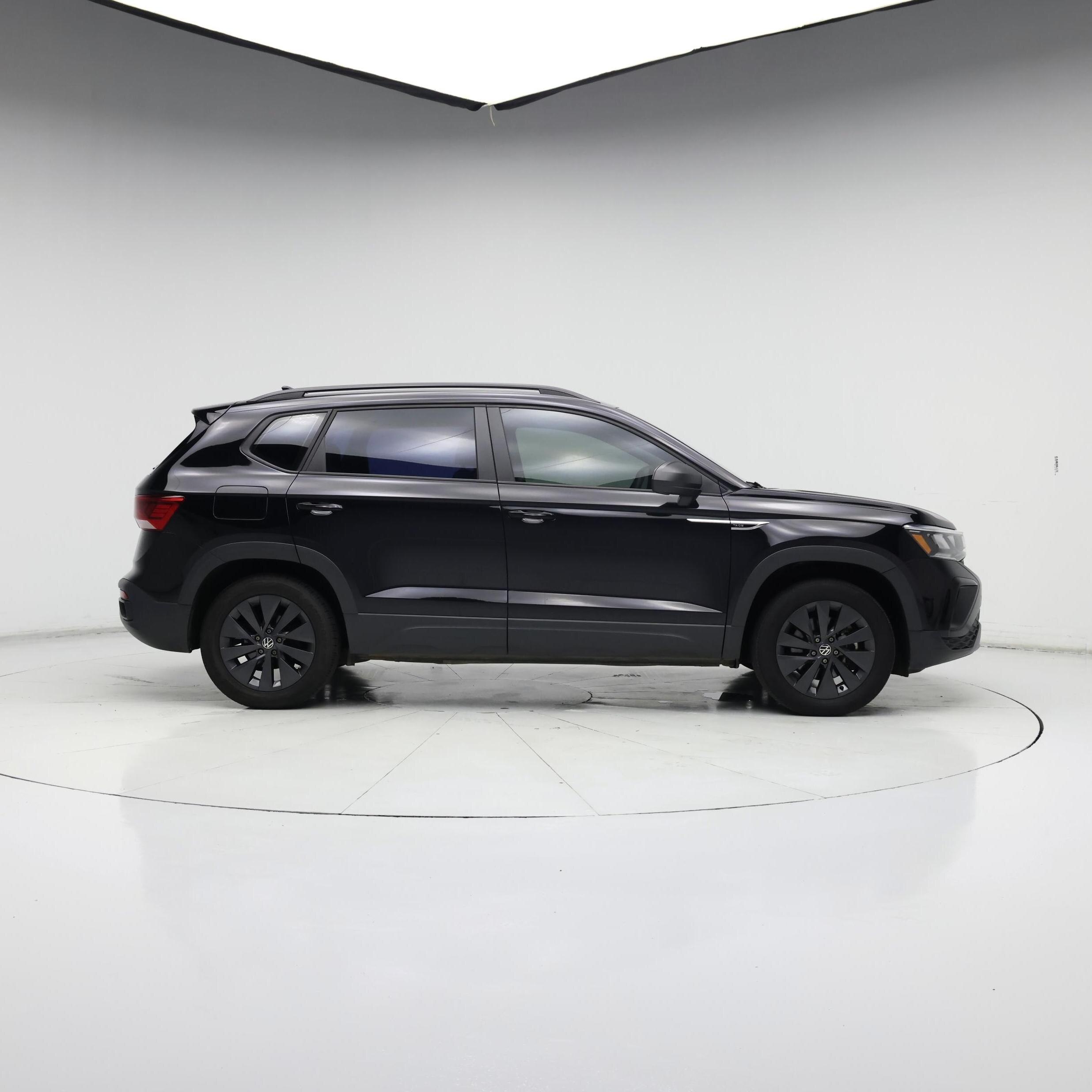 Thumbnail: 2022 Volkswagen Taos - 7