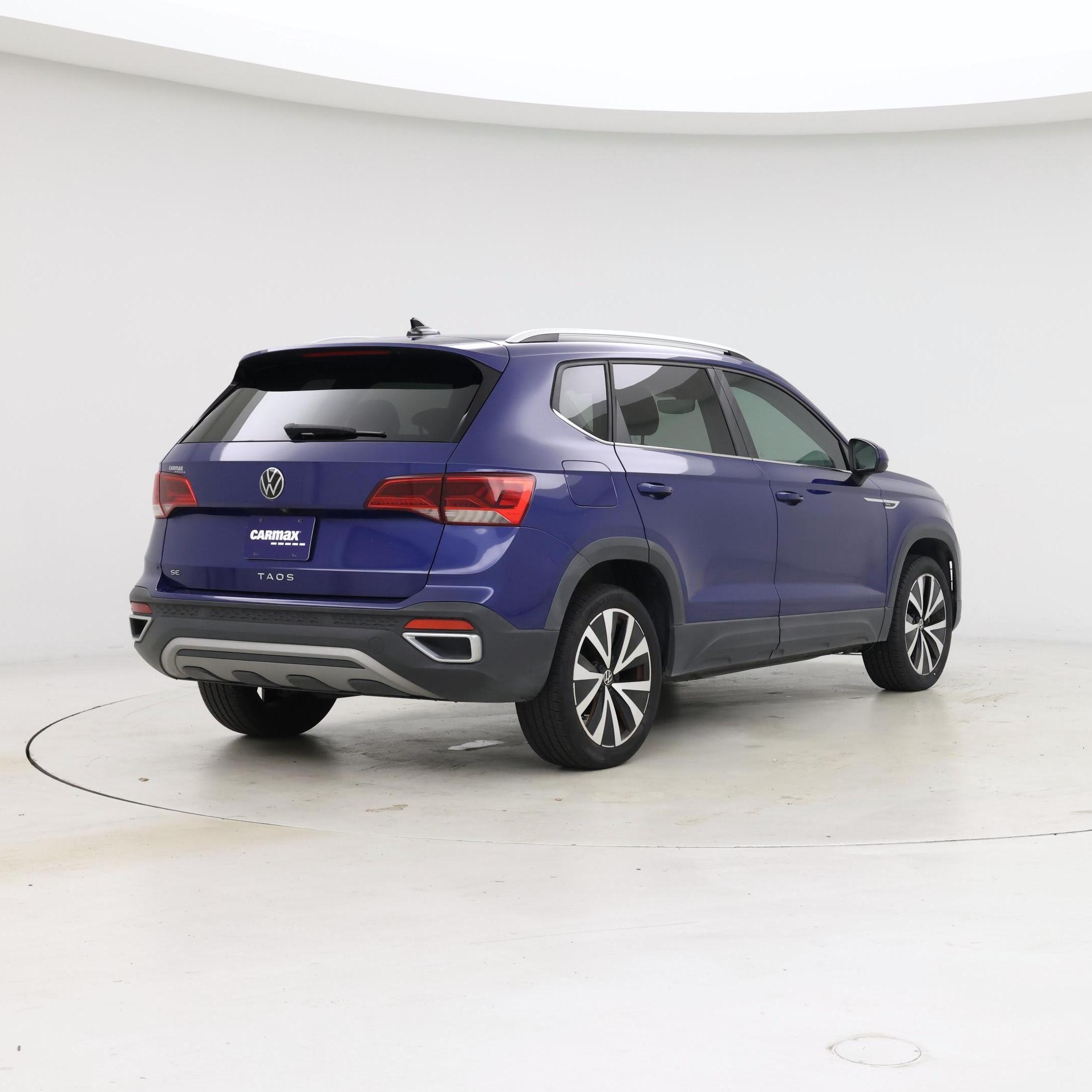 Thumbnail: 2022 Volkswagen Taos - 8