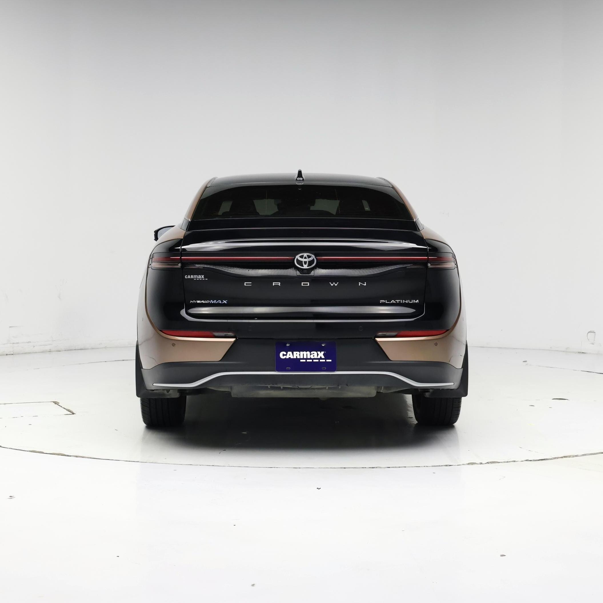 Thumbnail: 2023 Toyota Crown - 6