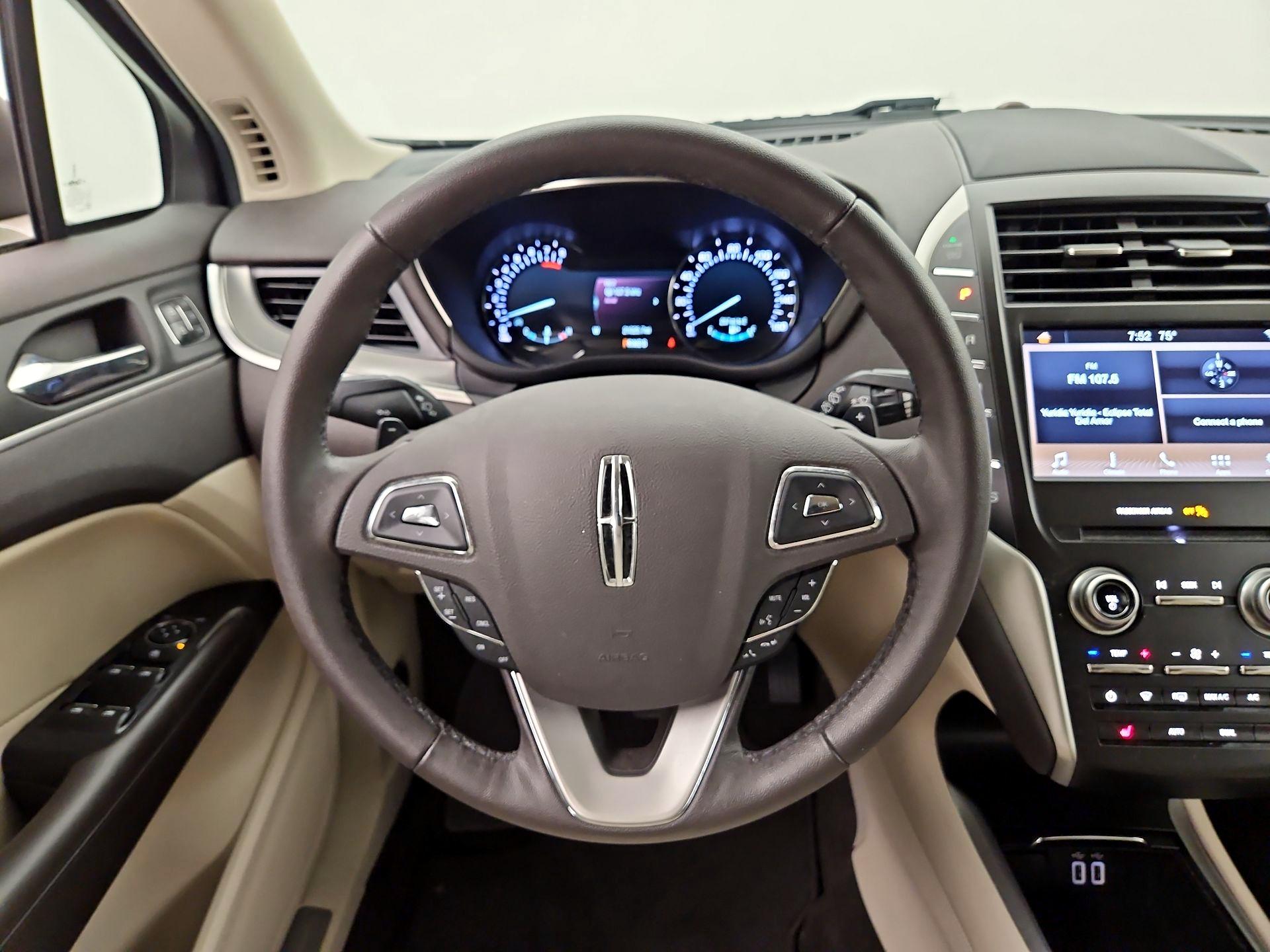 Thumbnail: 2019 Lincoln MKC - 10