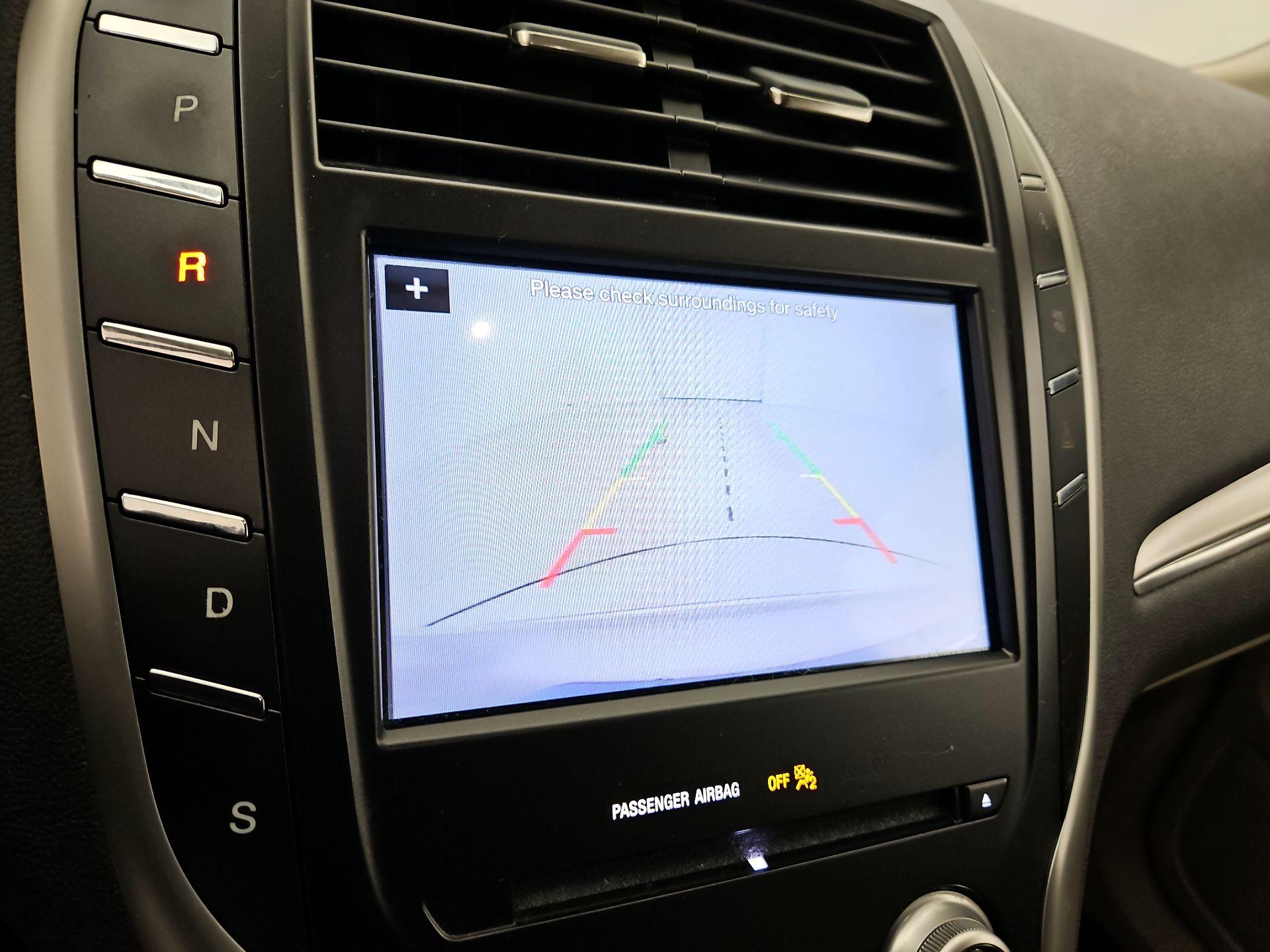 Thumbnail: 2019 Lincoln MKC - 14