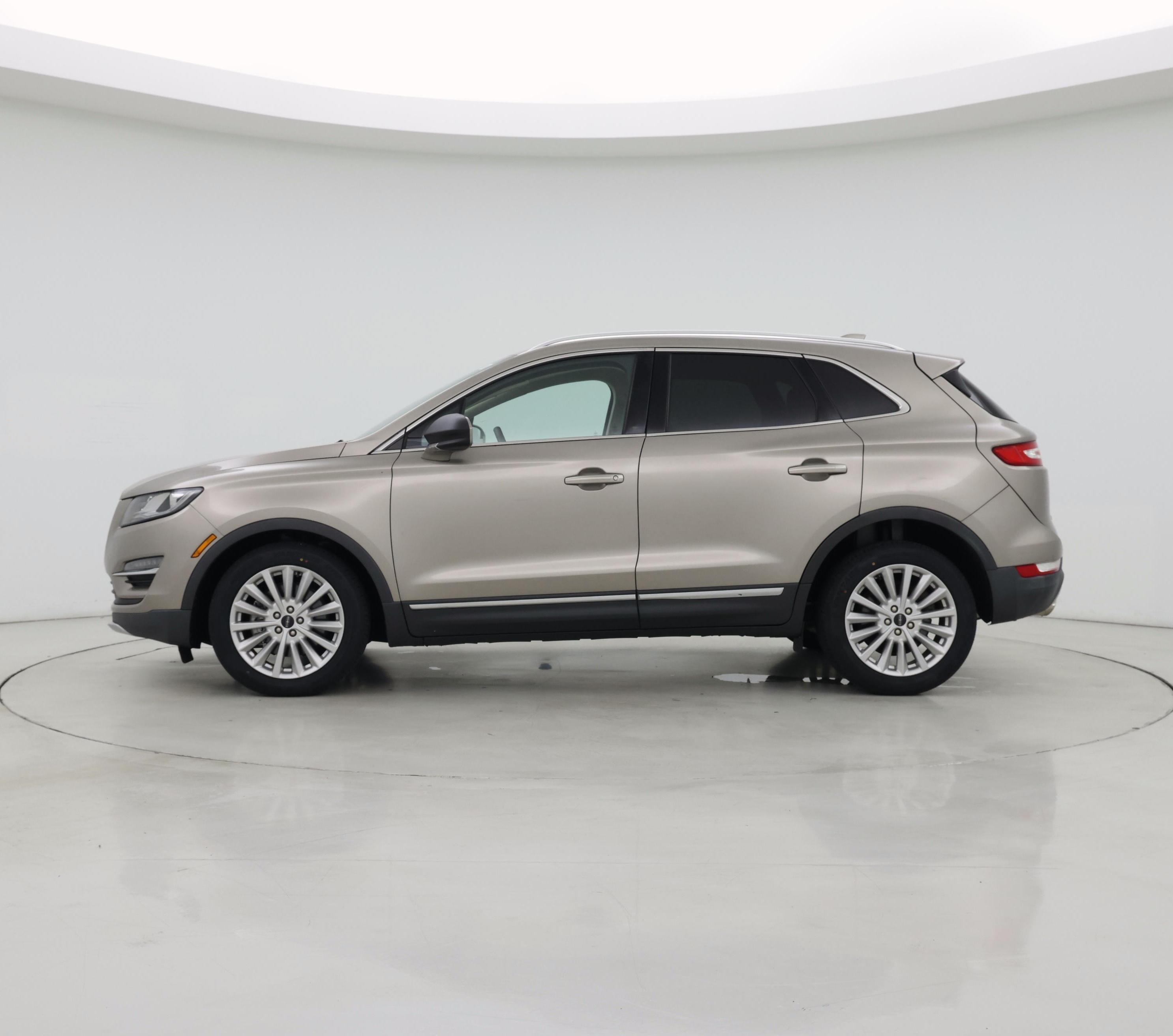 Thumbnail: 2019 Lincoln MKC - 3