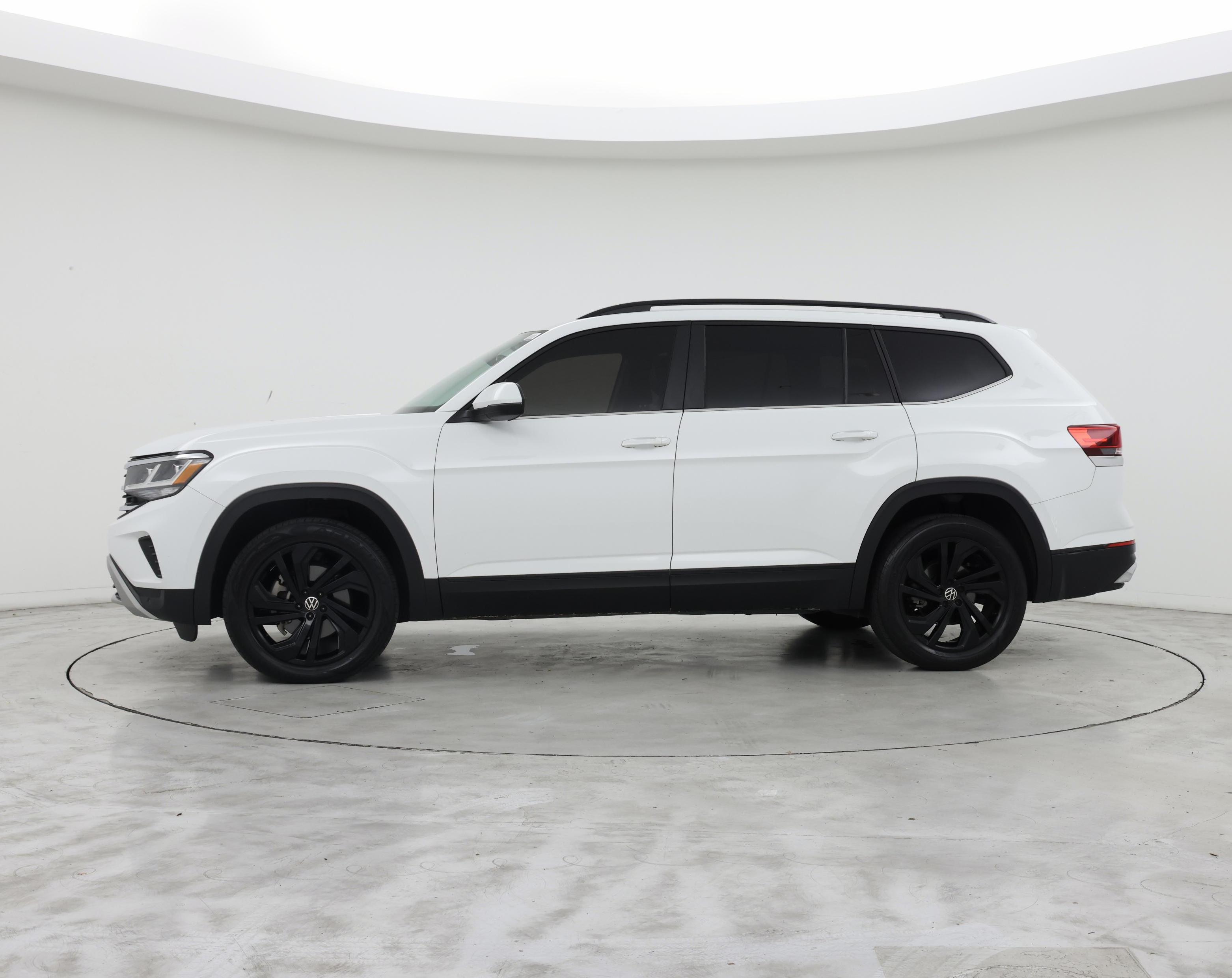 Thumbnail: 2023 Volkswagen Atlas - 3