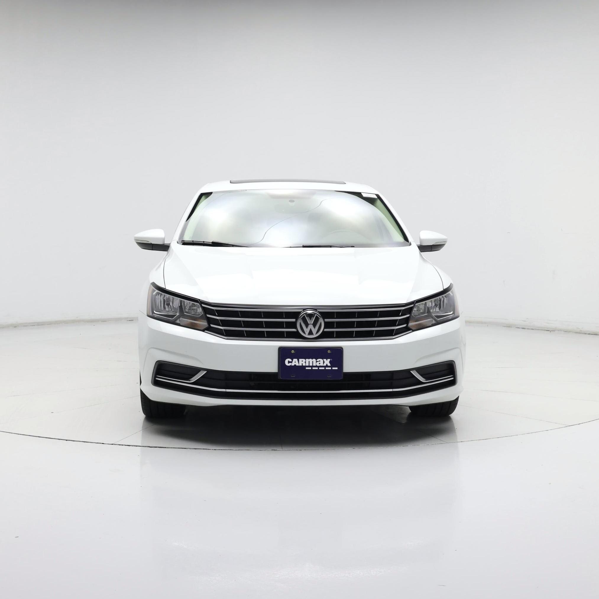 Thumbnail: 2019 Volkswagen Passat - 5