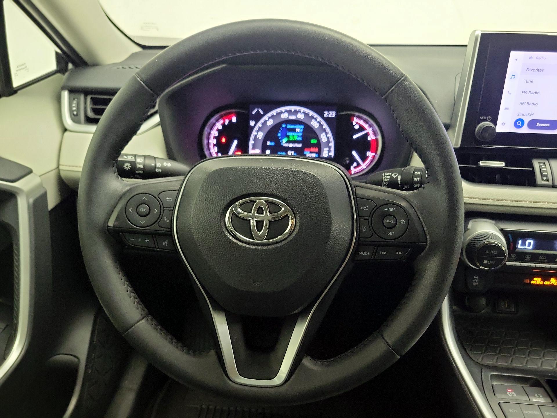 Thumbnail: 2024 Toyota RAV4 - 10