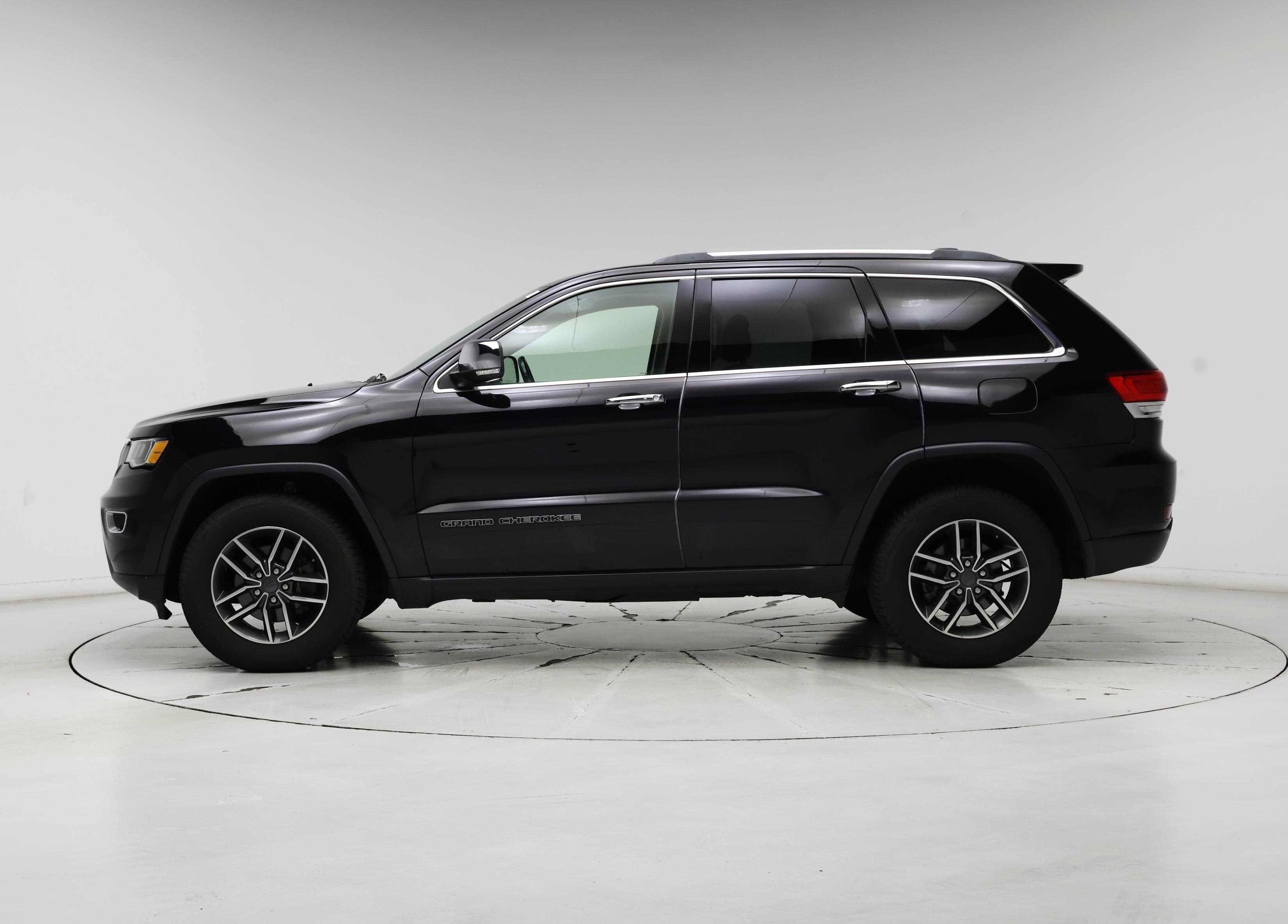 Thumbnail: 2019 Jeep Grand Cherokee - 3