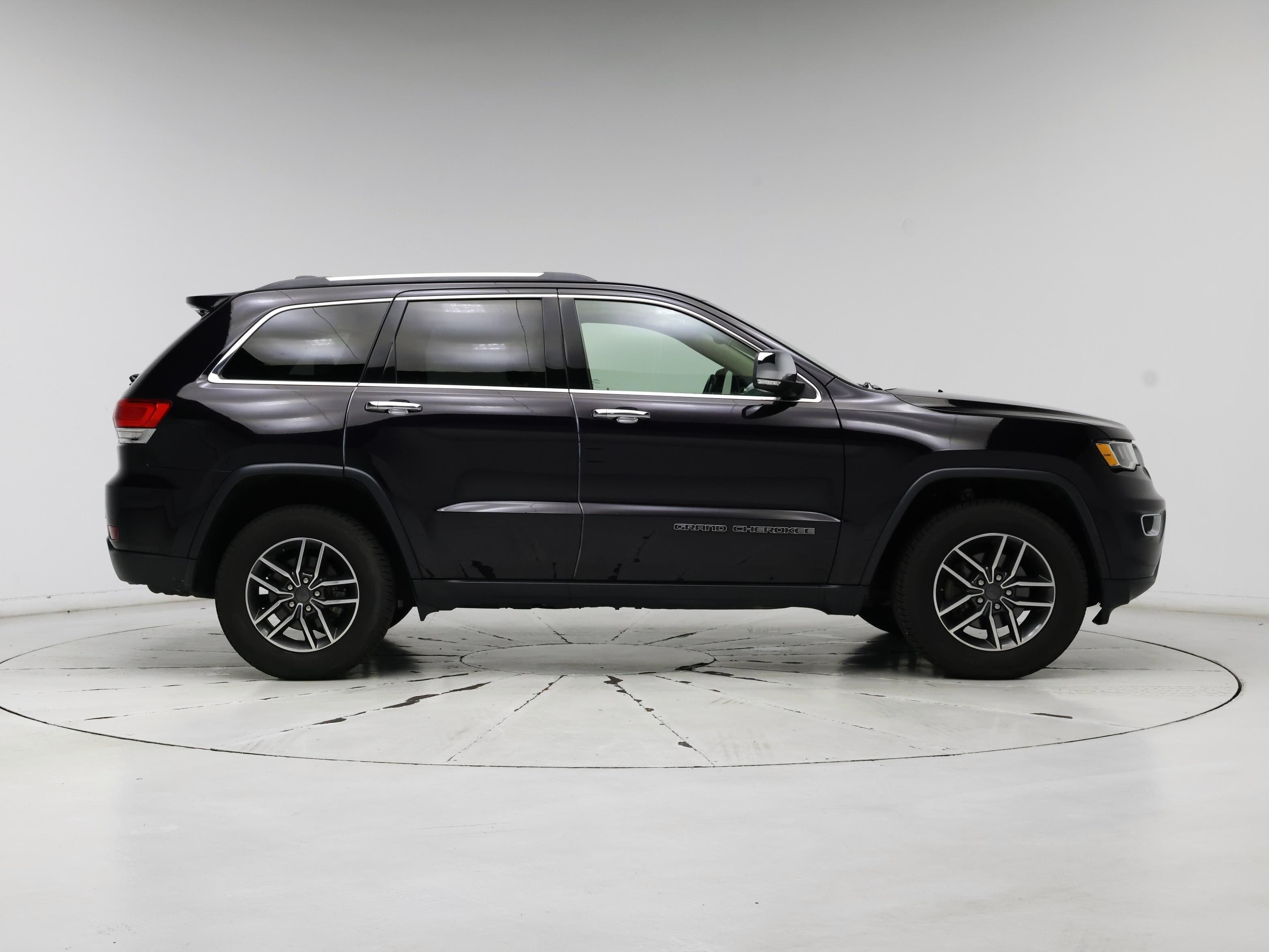 Thumbnail: 2019 Jeep Grand Cherokee - 7