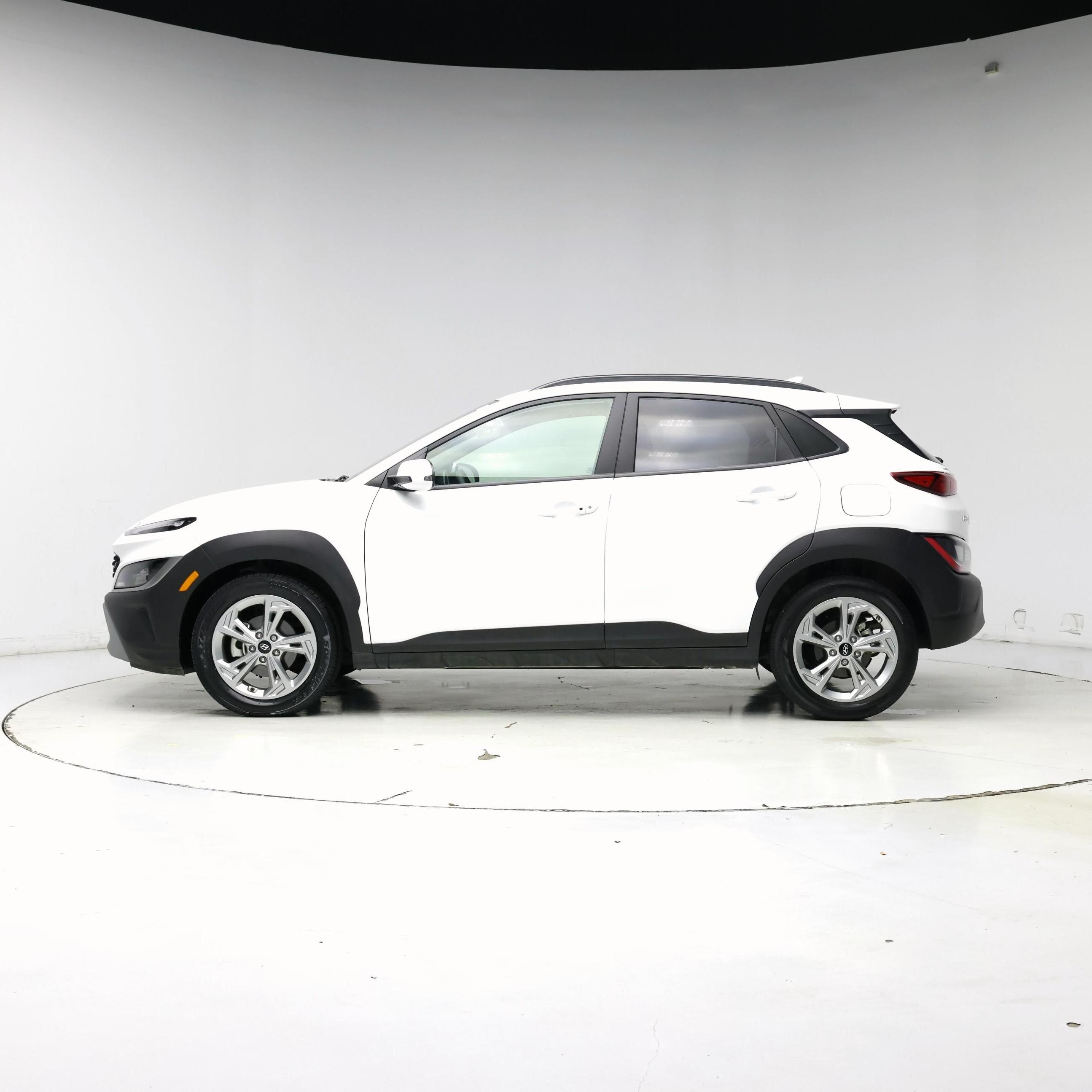 Thumbnail: 2023 Hyundai Kona - 3