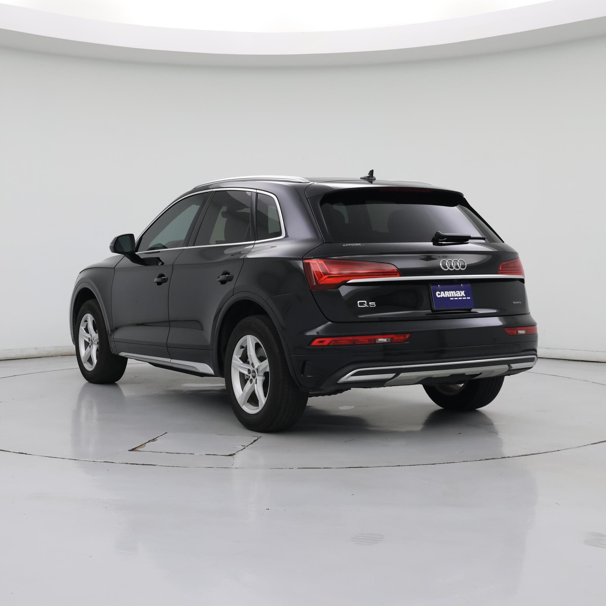 Thumbnail: 2023 Audi Q5 - 2