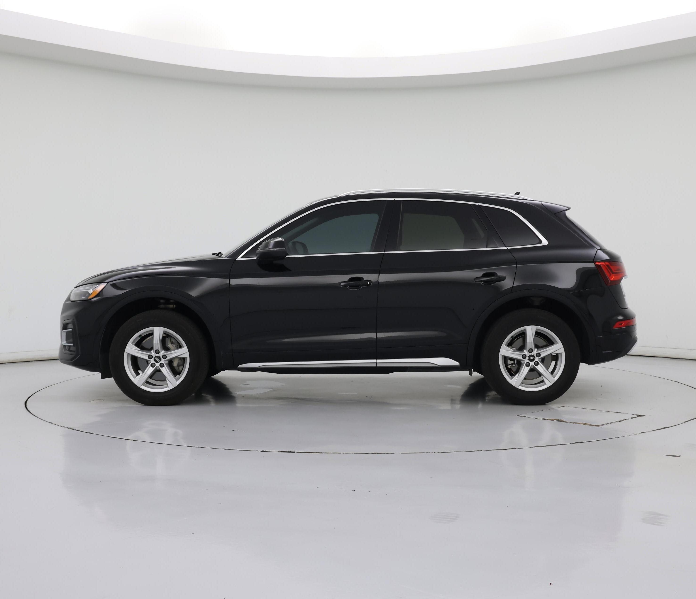 Thumbnail: 2023 Audi Q5 - 3