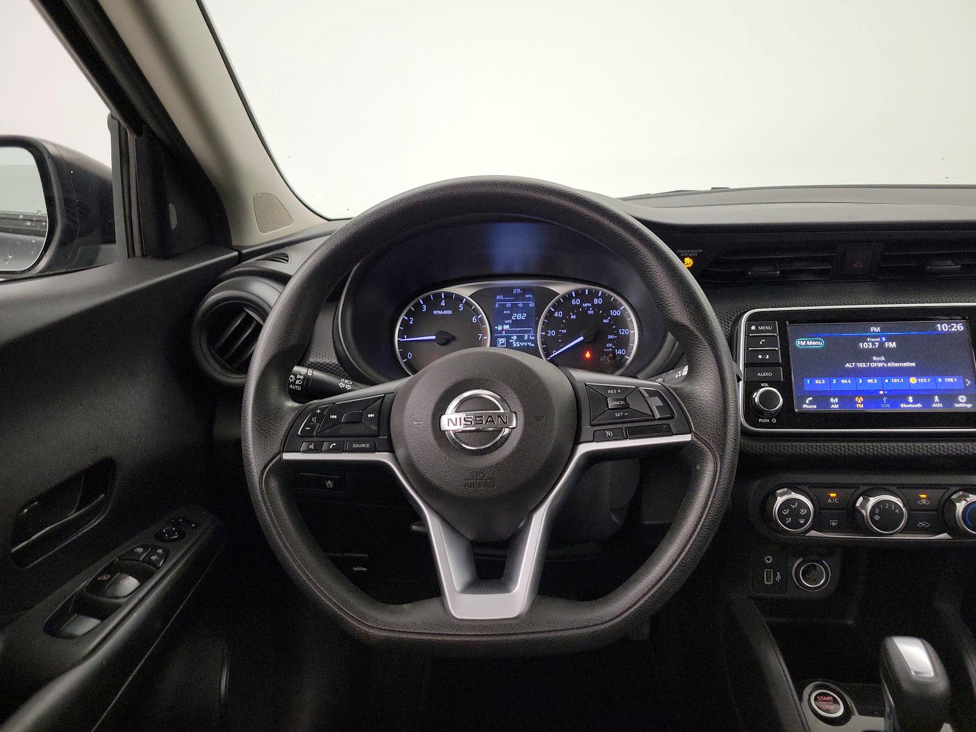 Thumbnail: 2021 Nissan Kicks - 10