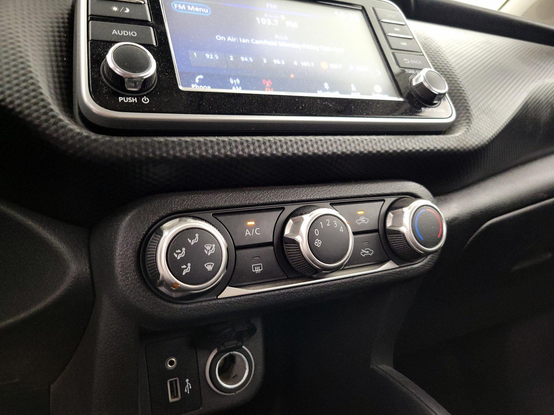 Thumbnail: 2021 Nissan Kicks - 16