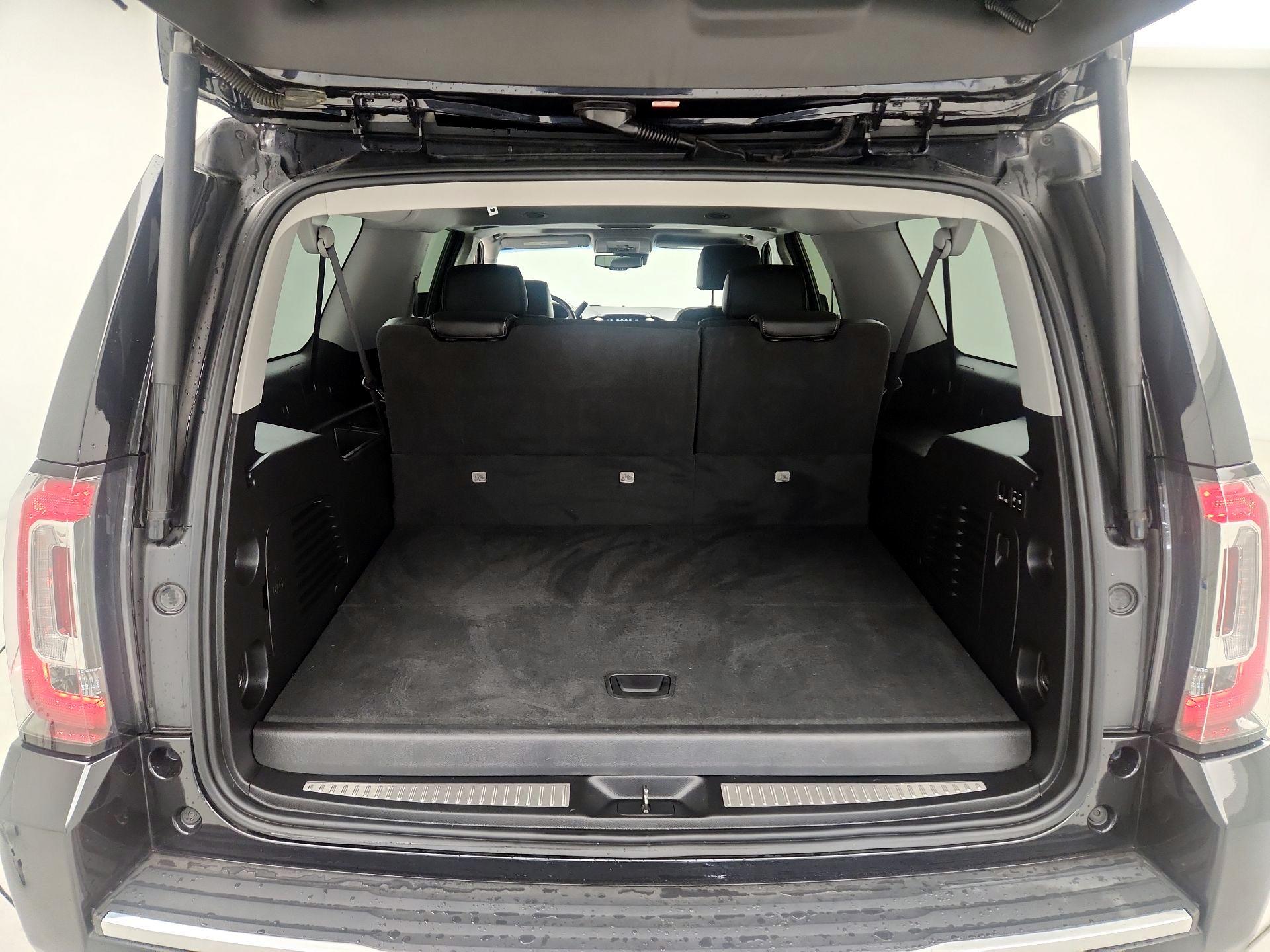 Thumbnail: 2020 GMC Yukon XL - 16