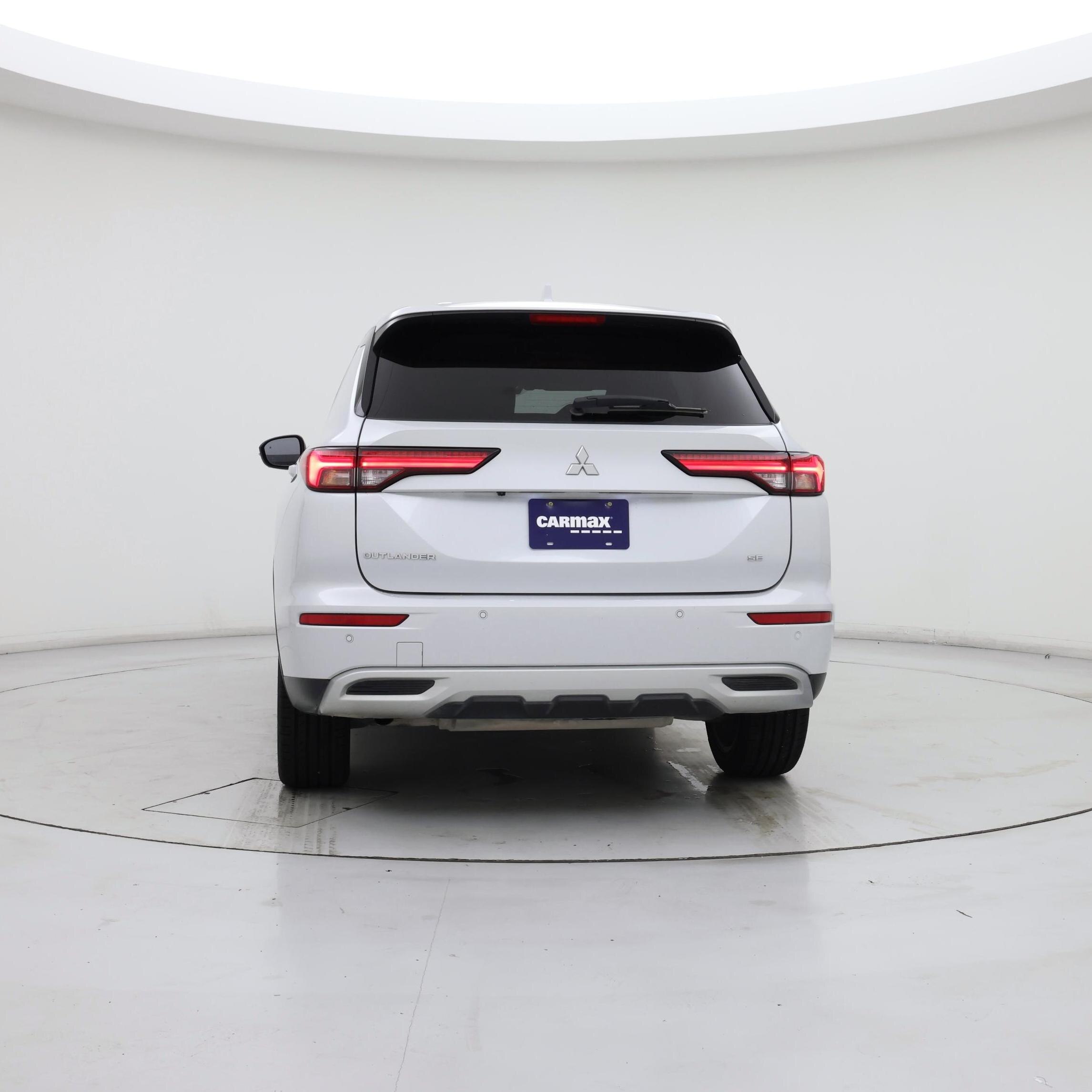 Thumbnail: 2022 Mitsubishi Outlander - 6