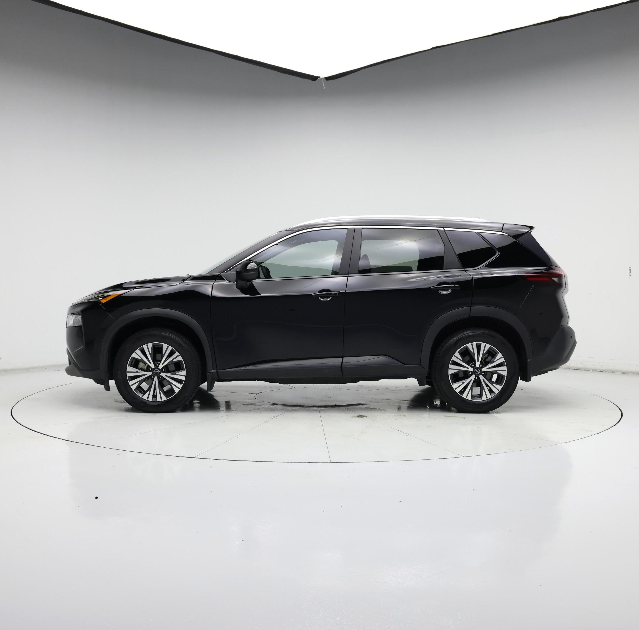 Thumbnail: 2022 Nissan Rogue - 3
