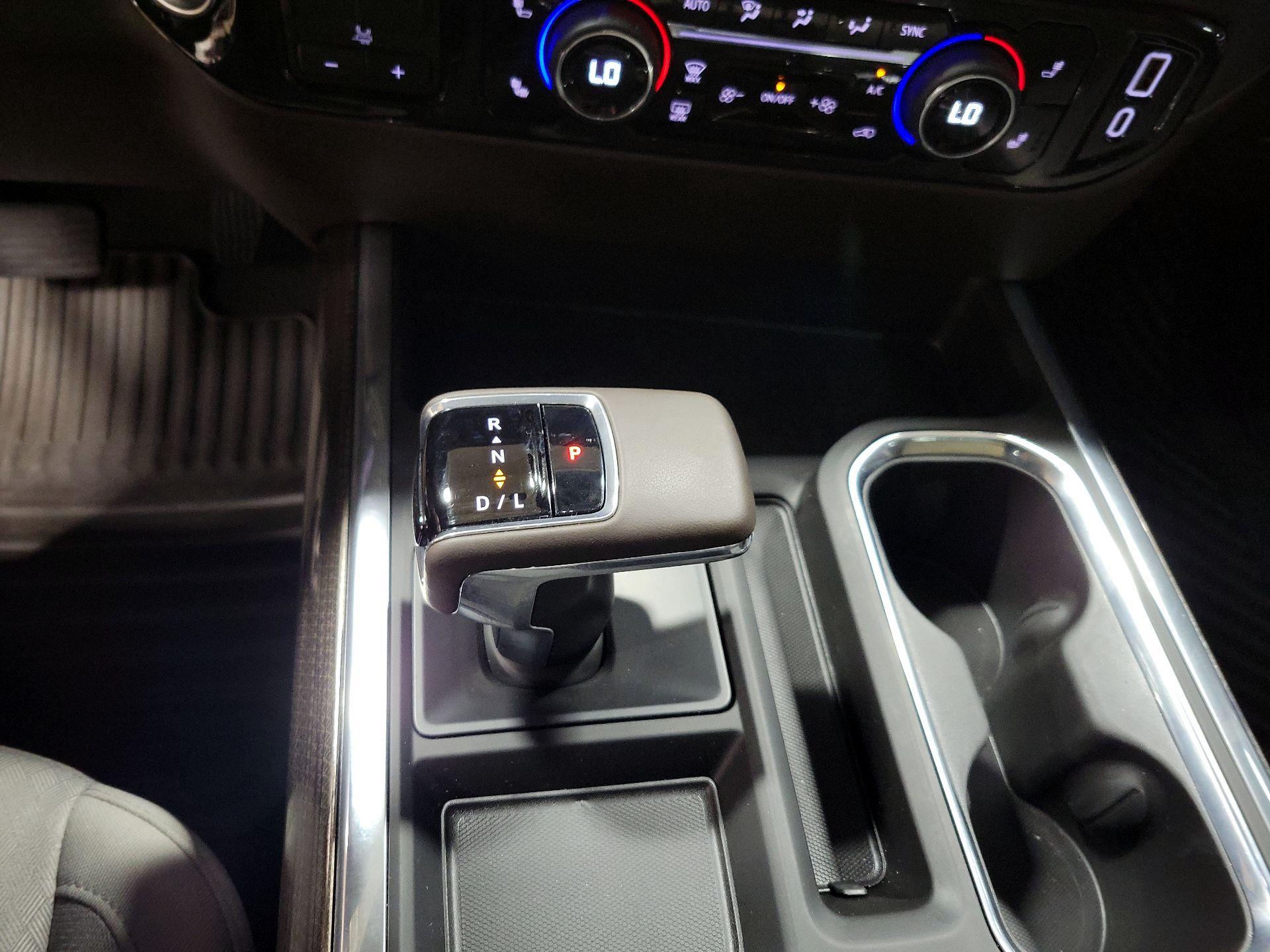 Thumbnail: 2025 Chevrolet Silverado 1500 - 18