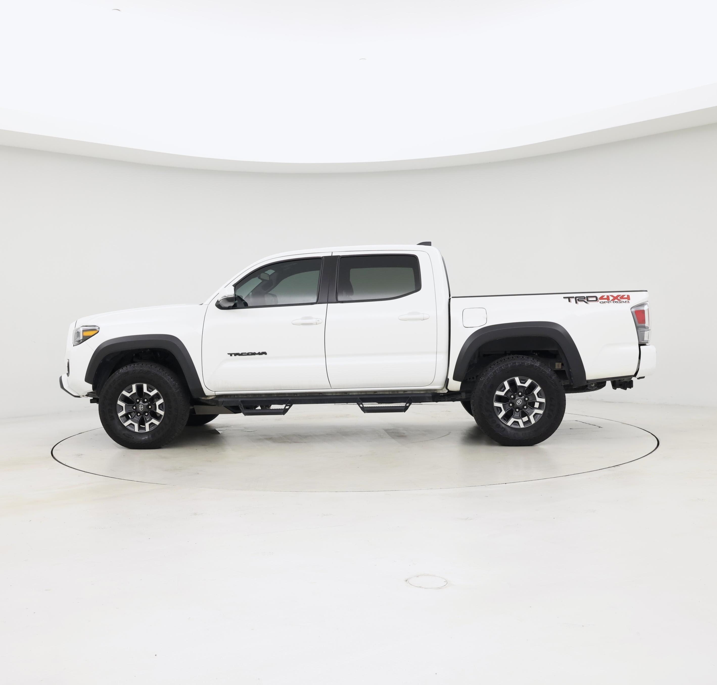 Thumbnail: 2023 Toyota Tacoma - 3