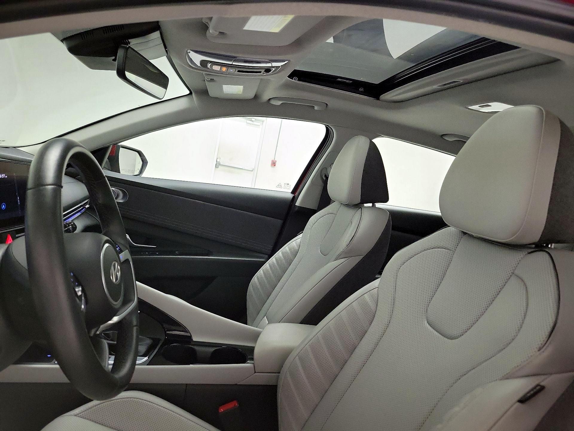 Thumbnail: 2024 Hyundai Elantra - 20