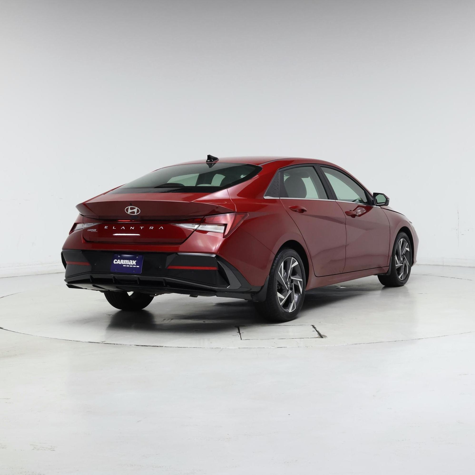 Thumbnail: 2024 Hyundai Elantra - 8