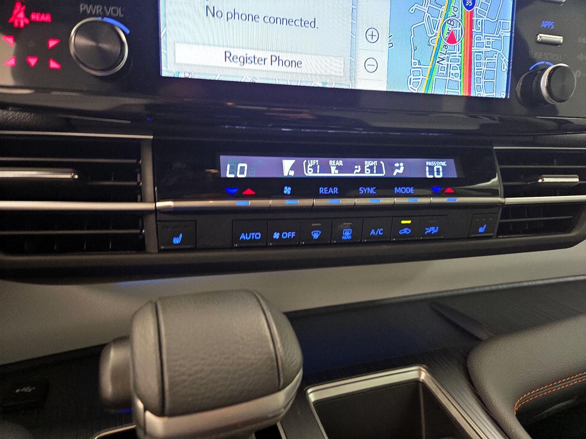 Thumbnail: 2024 Toyota Sienna - 17