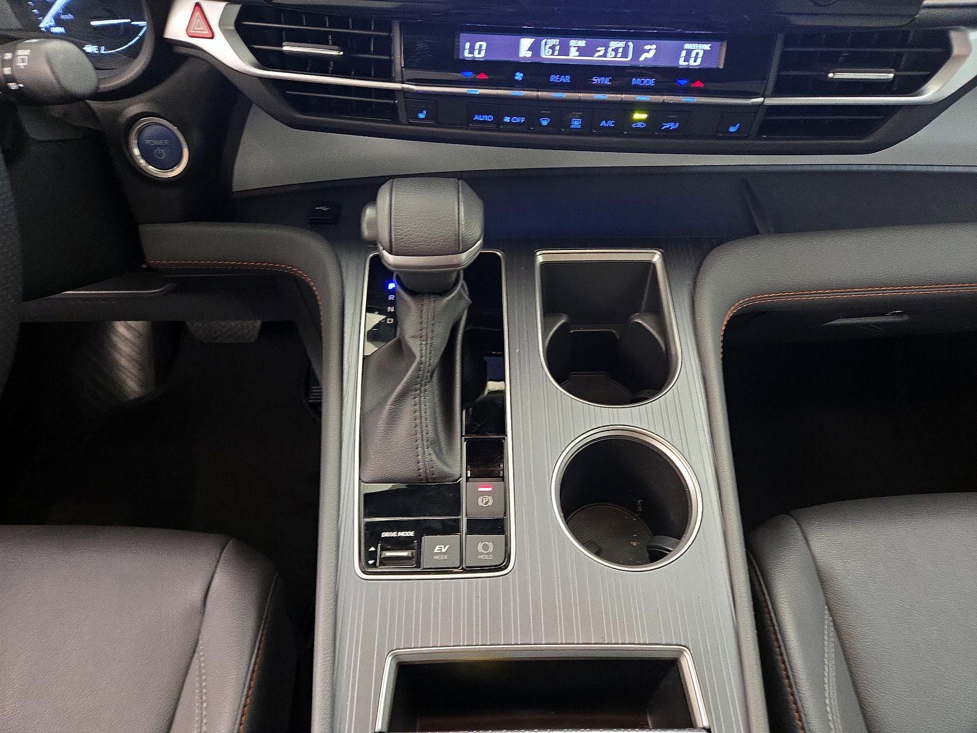 Thumbnail: 2024 Toyota Sienna - 18