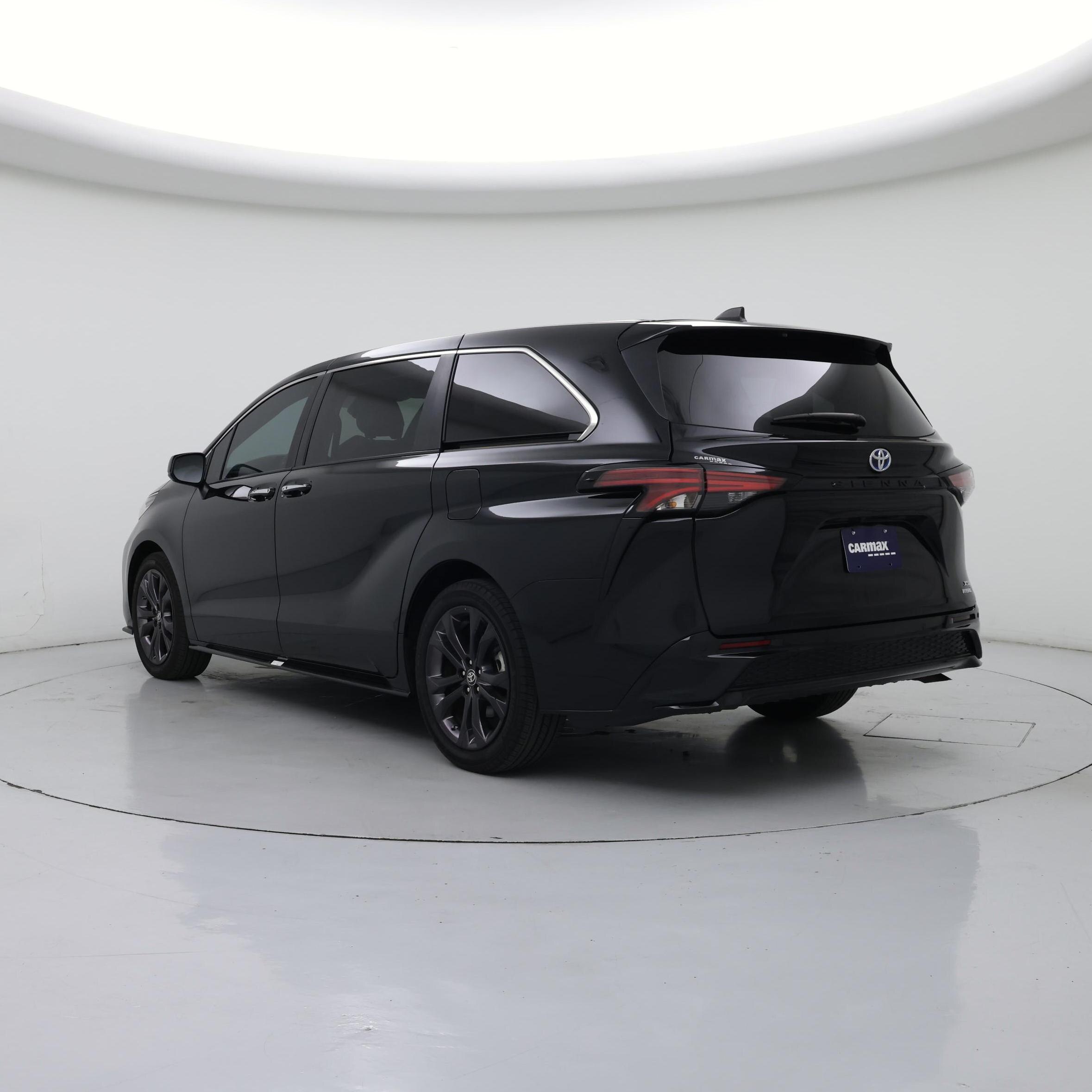 Thumbnail: 2024 Toyota Sienna - 2