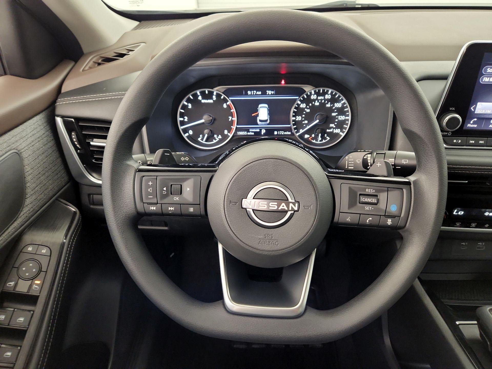 Thumbnail: 2023 Nissan Rogue - 10