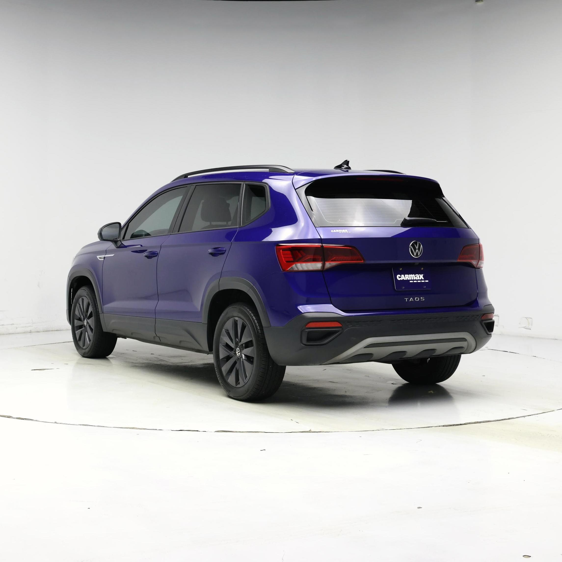 Thumbnail: 2023 Volkswagen Taos - 2