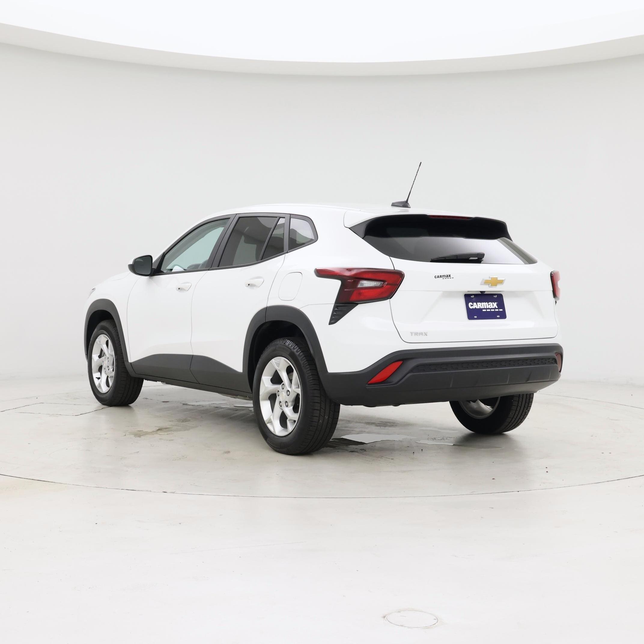 Thumbnail: 2024 Chevrolet Trax - 2