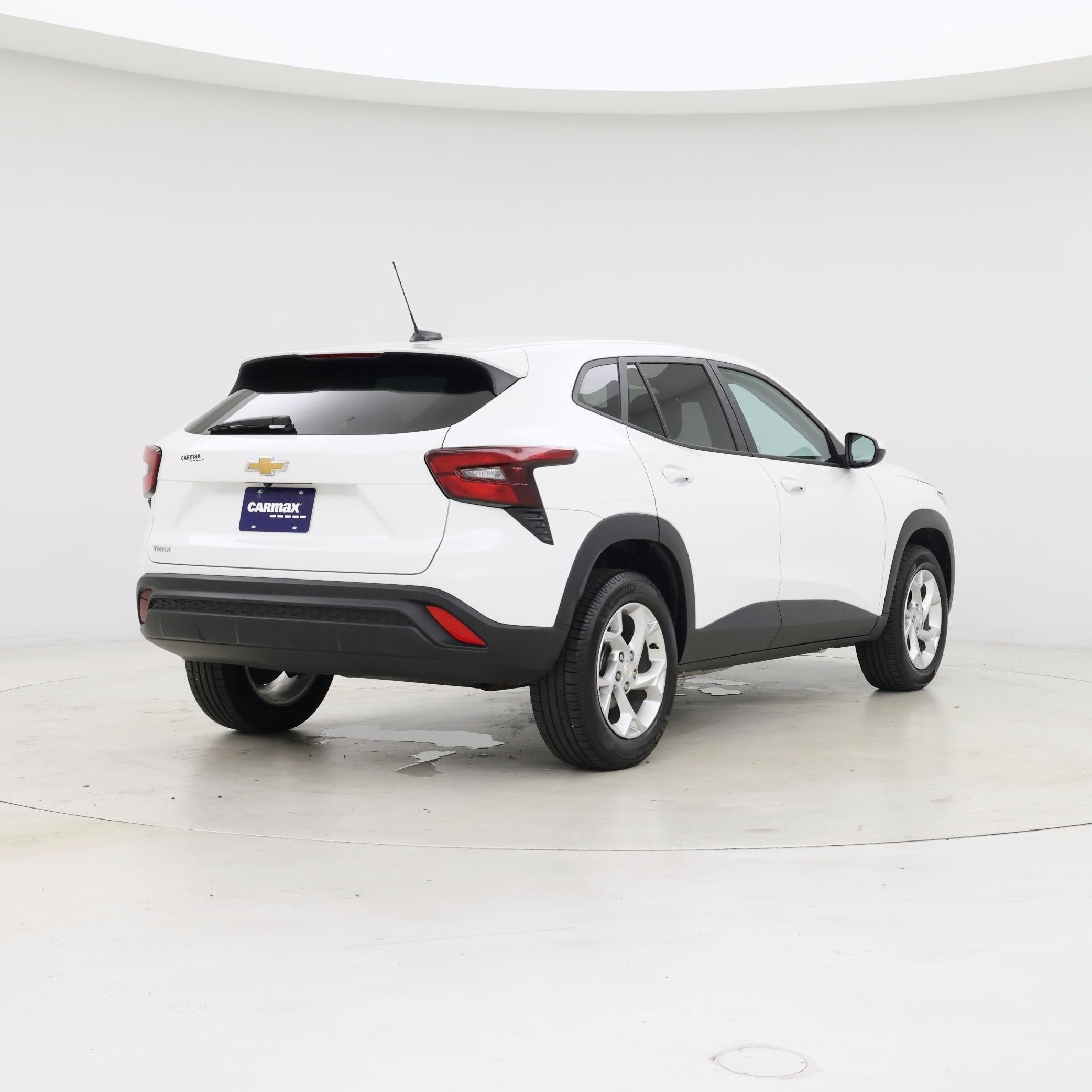 Thumbnail: 2024 Chevrolet Trax - 8