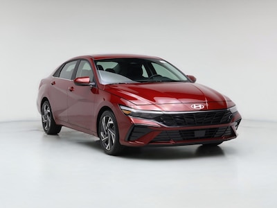 Red 2025 Hyundai Elantra SEL Convenience