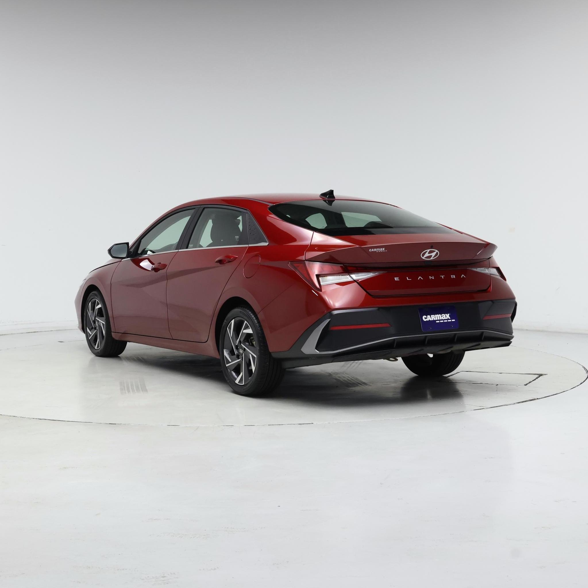 Thumbnail: 2025 Hyundai Elantra - 2