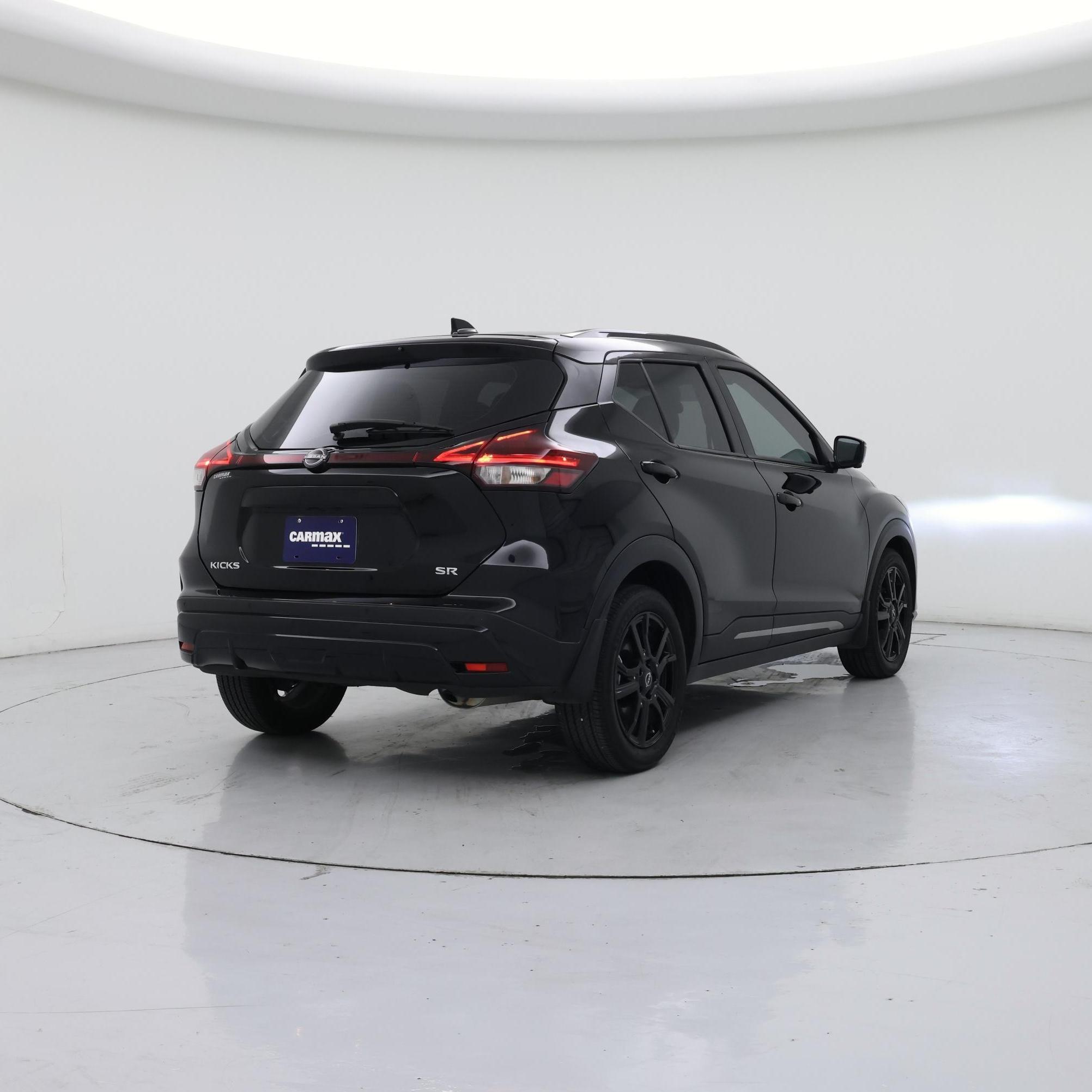 Thumbnail: 2024 Nissan Kicks - 8