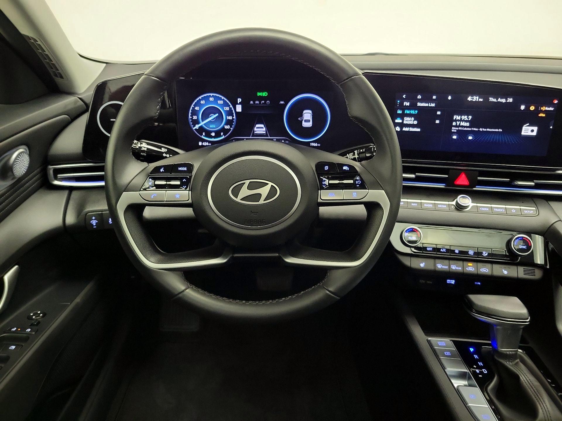 Thumbnail: 2025 Hyundai Elantra - 10