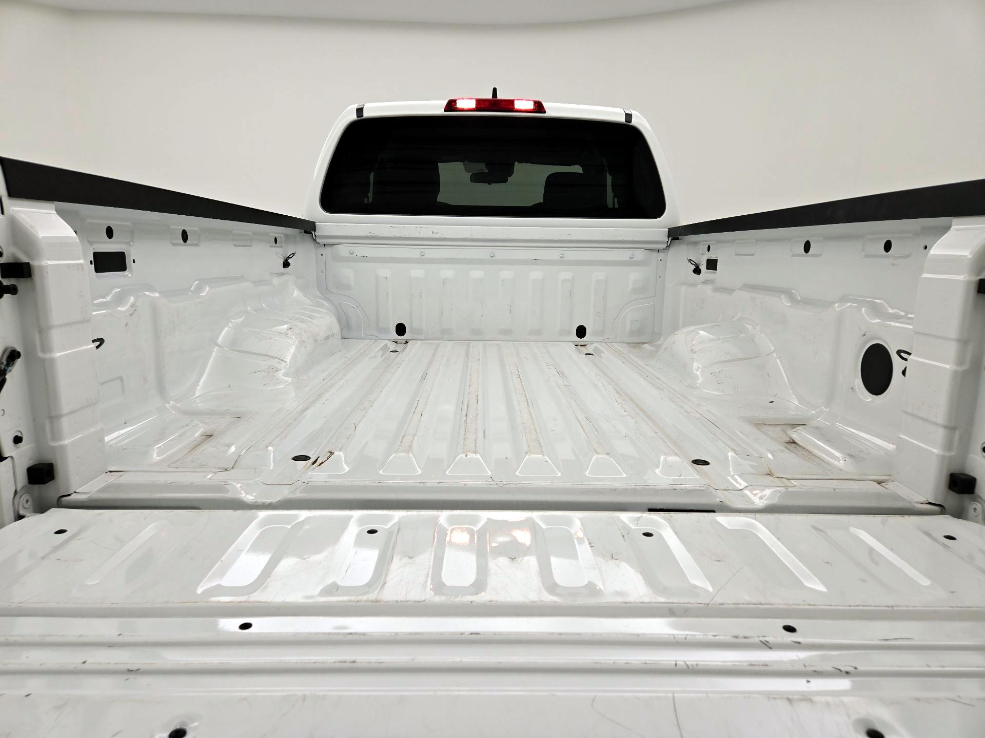 Thumbnail: 2023 Nissan Frontier - 20