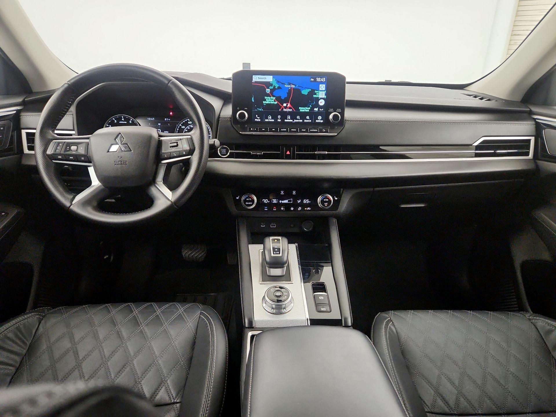 Thumbnail: 2022 Mitsubishi Outlander - 9