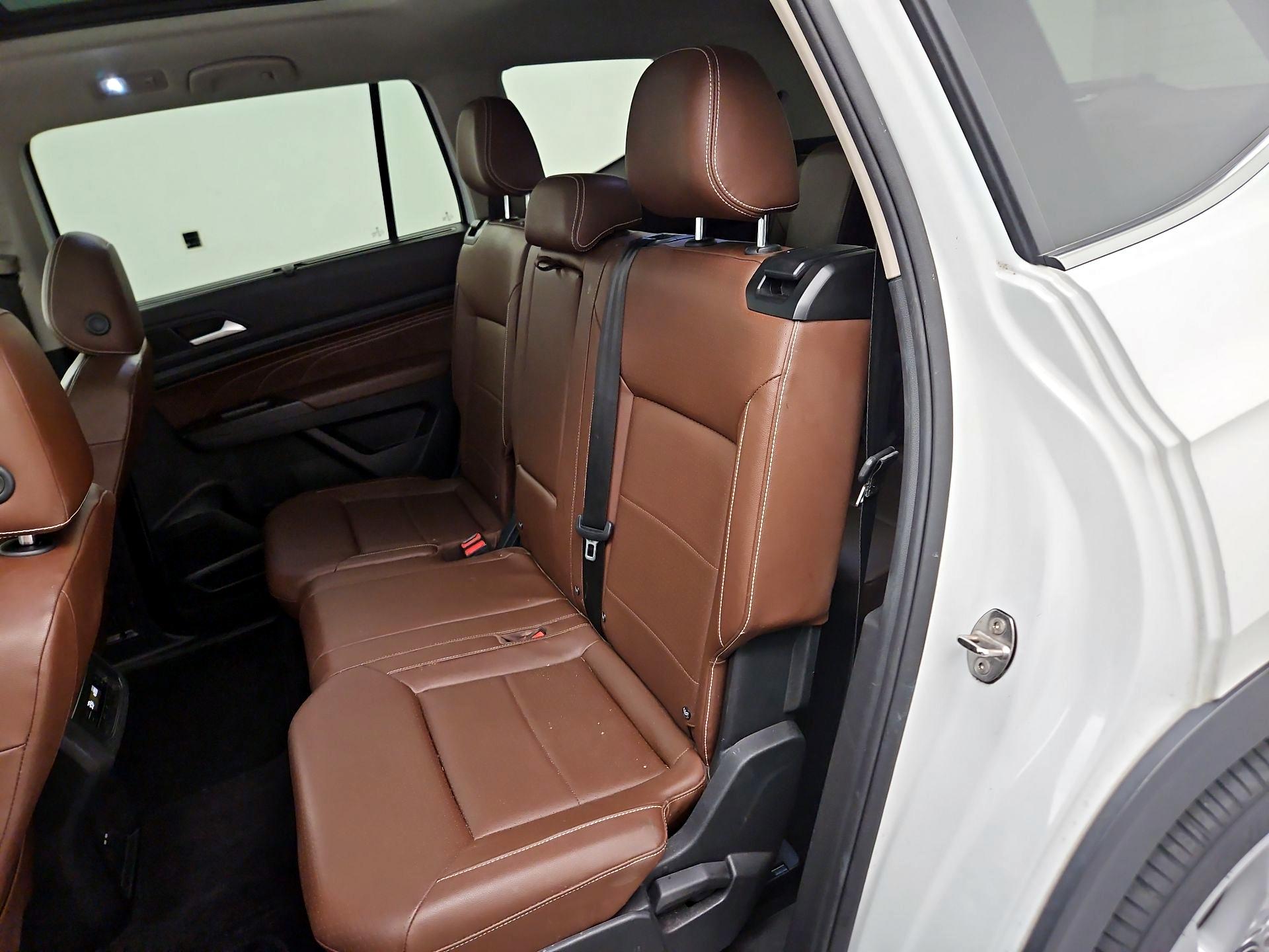 Thumbnail: 2022 Volkswagen Atlas - 20