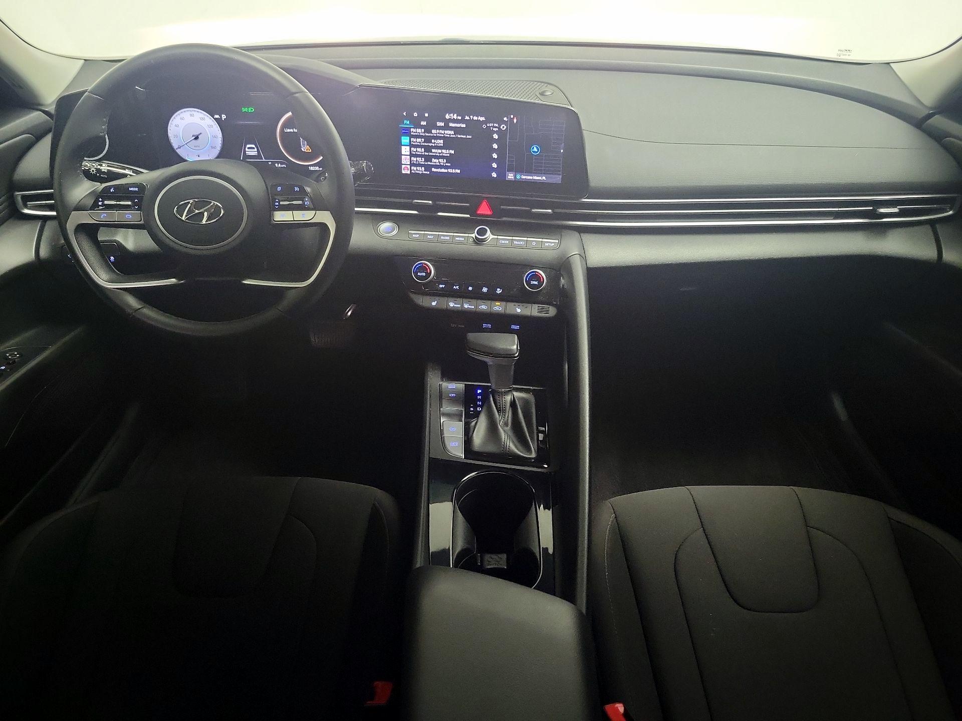 Thumbnail: 2023 Hyundai Elantra - 9