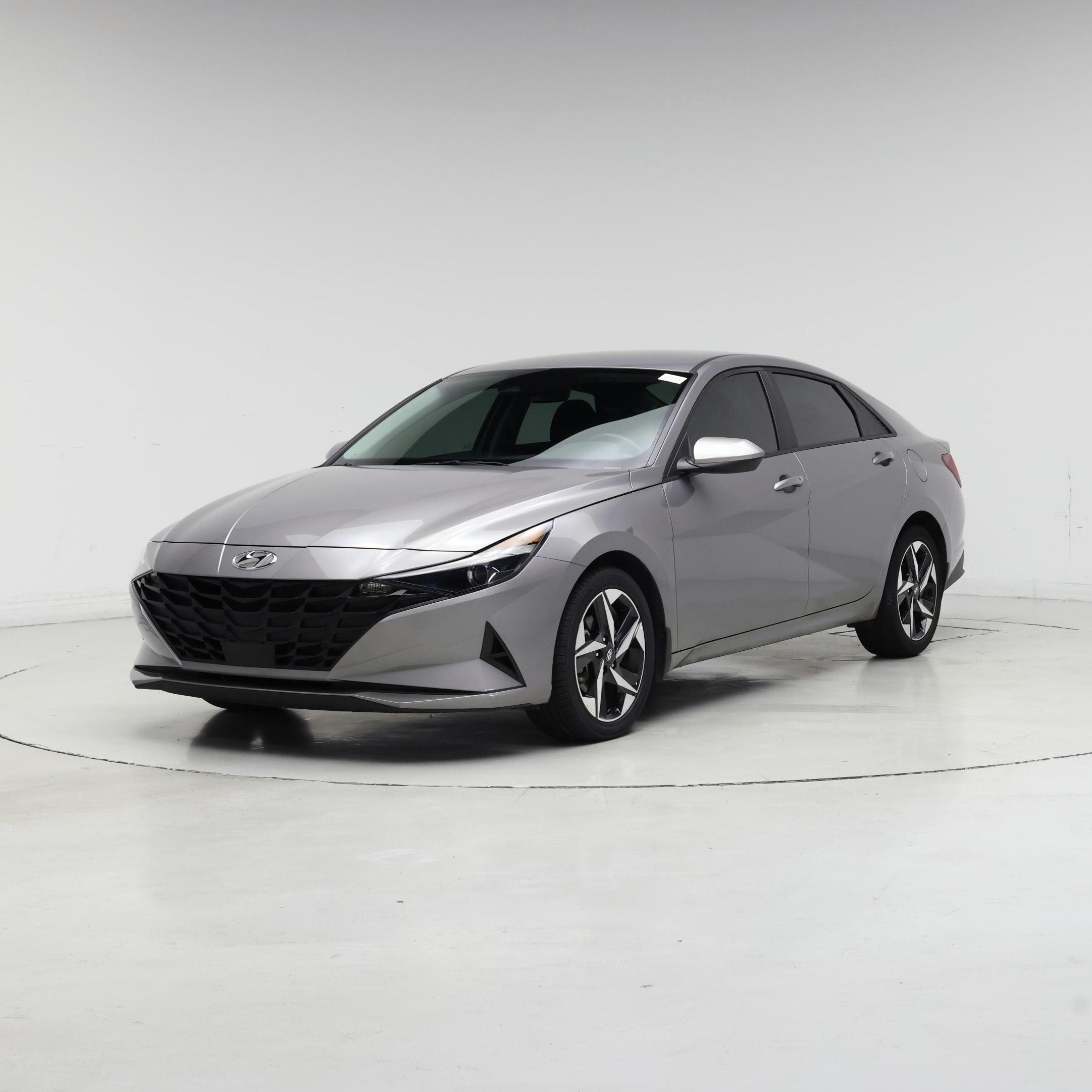 Thumbnail: 2023 Hyundai Elantra - 4