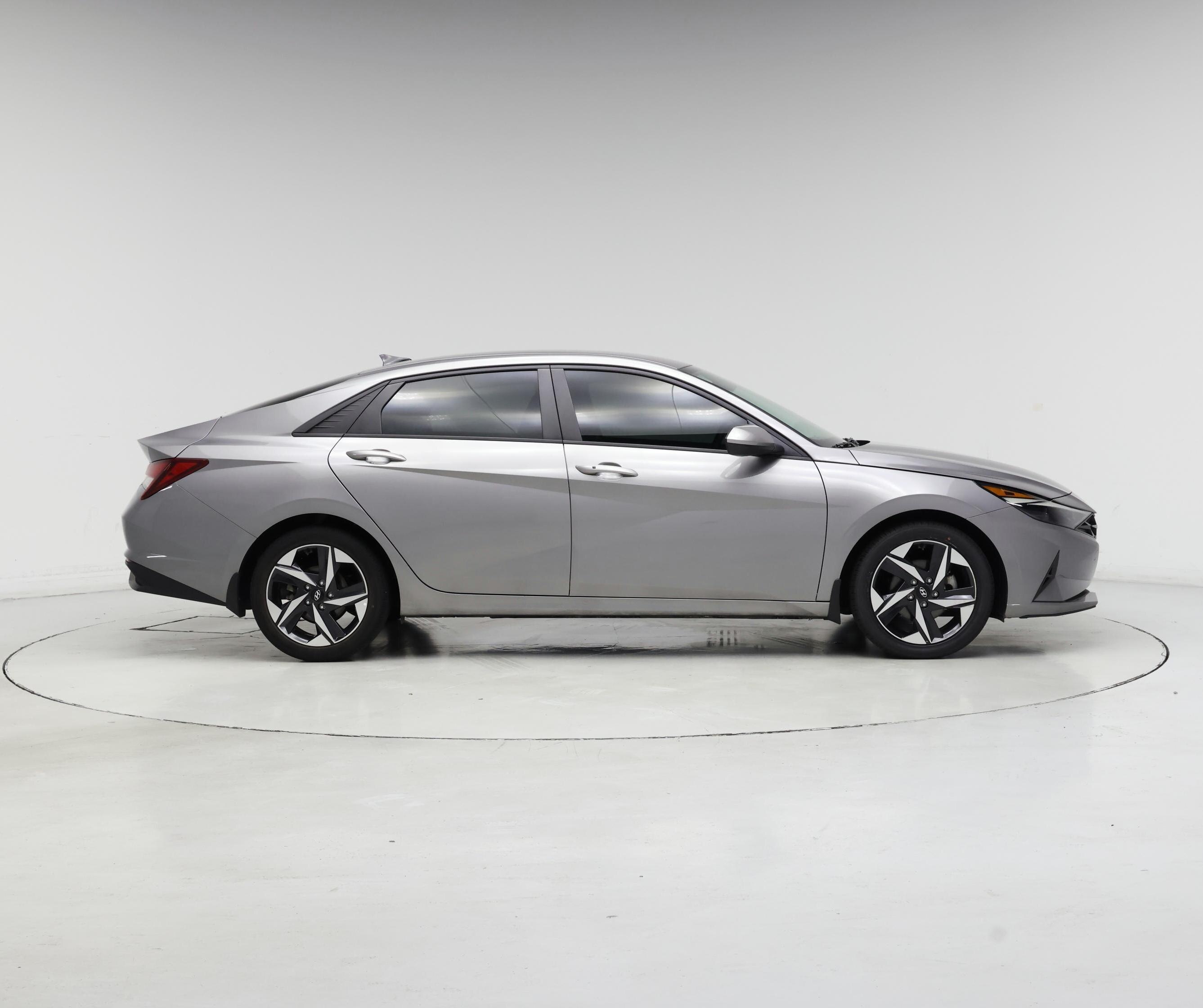 Thumbnail: 2023 Hyundai Elantra - 7