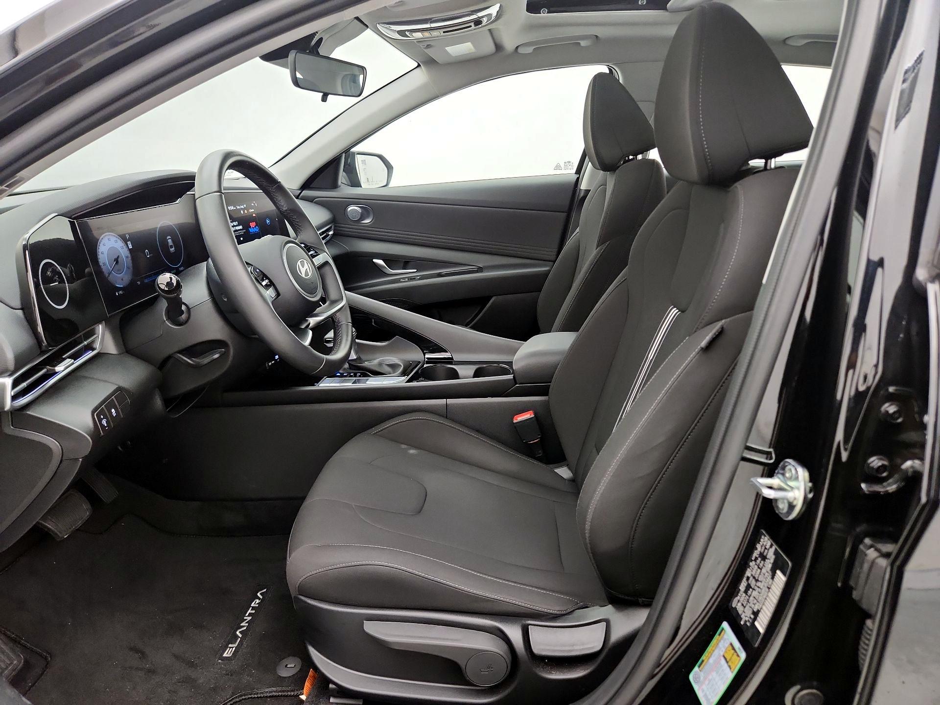 Thumbnail: 2024 Hyundai Elantra - 11
