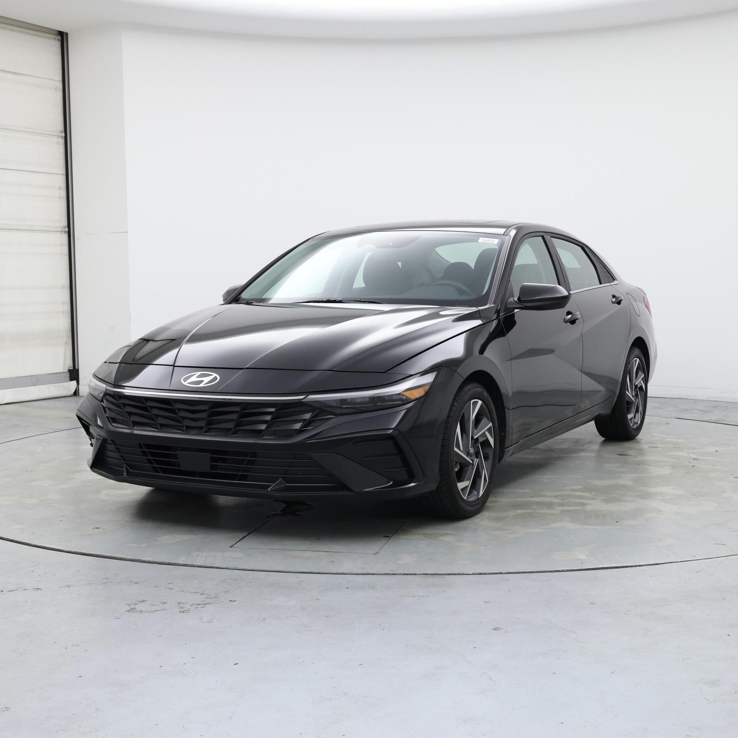 Thumbnail: 2024 Hyundai Elantra - 4