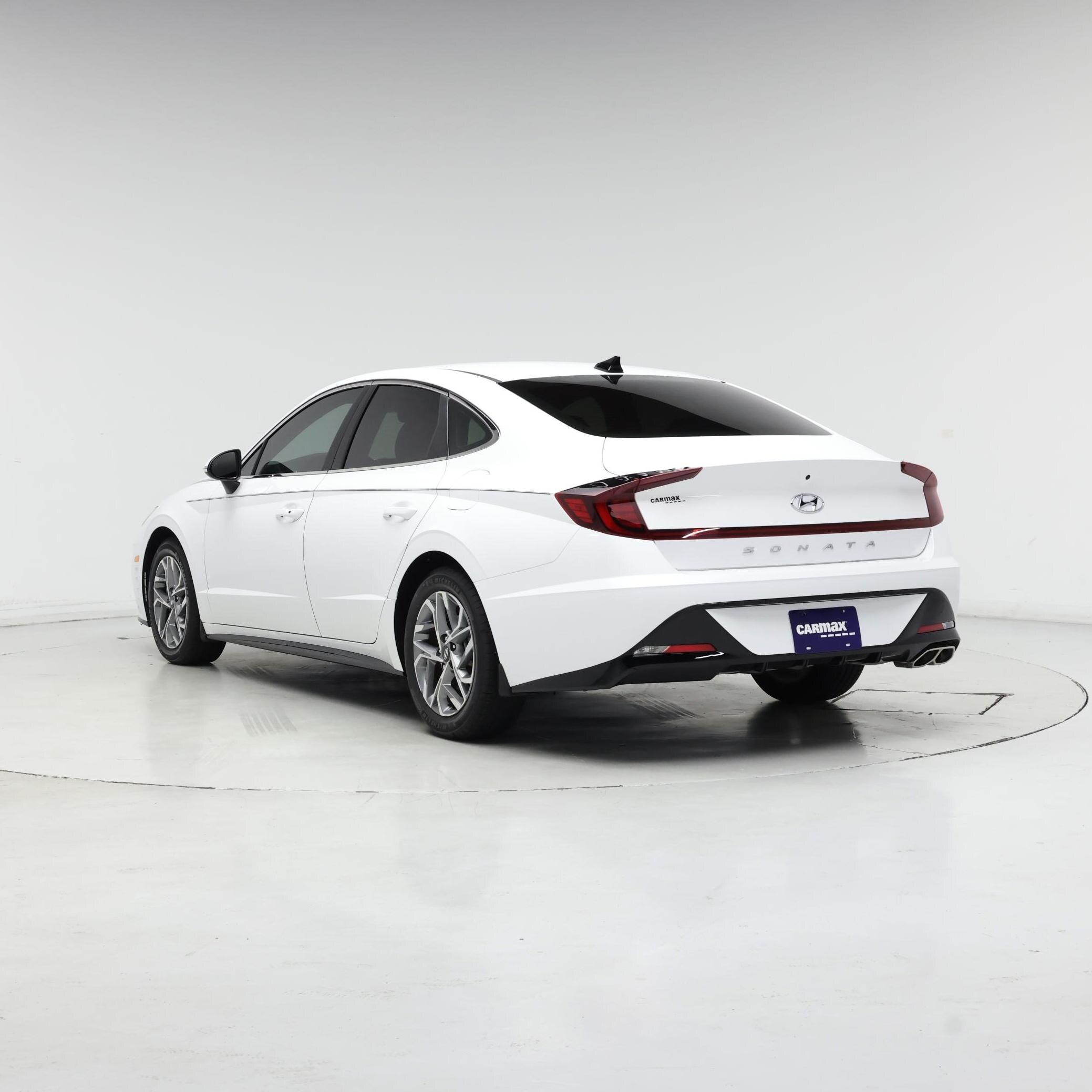 Thumbnail: 2023 Hyundai Sonata - 2