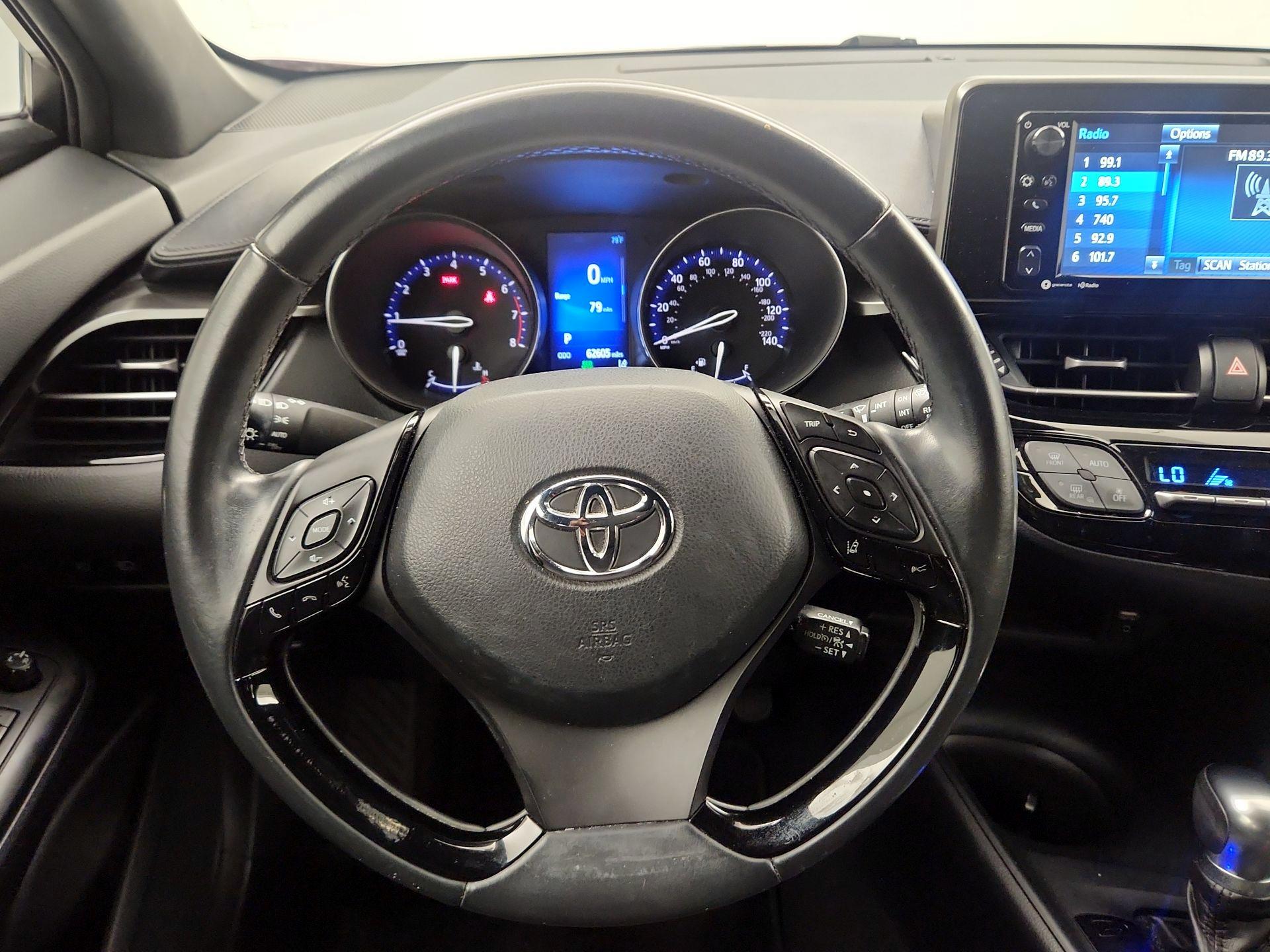 Thumbnail: 2018 Toyota C-HR - 10