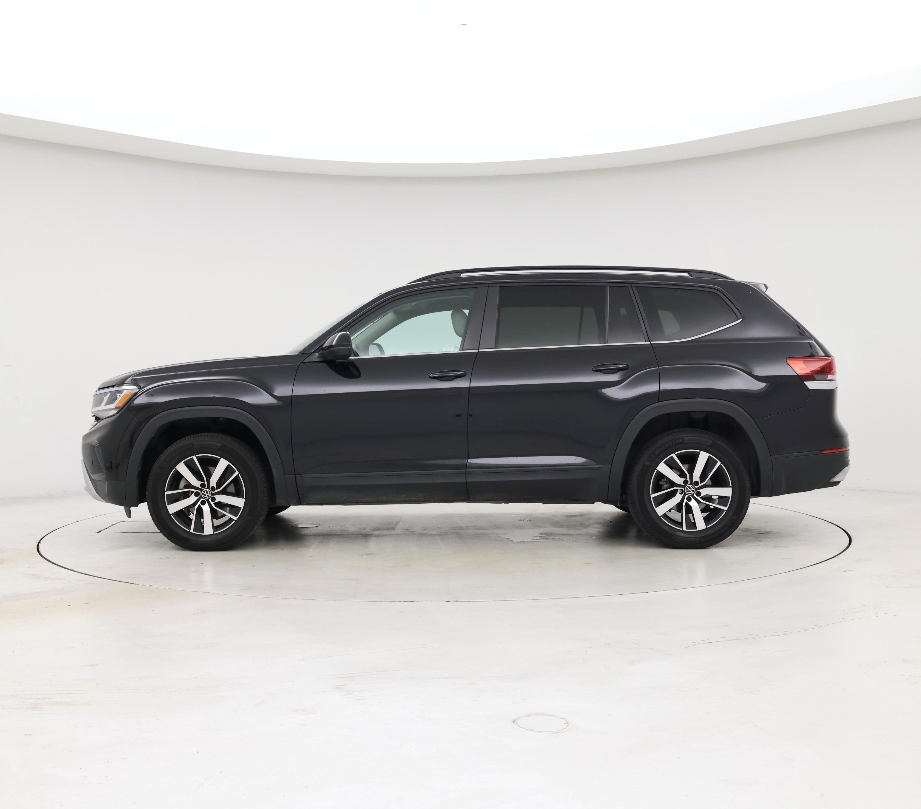 Thumbnail: 2022 Volkswagen Atlas - 3
